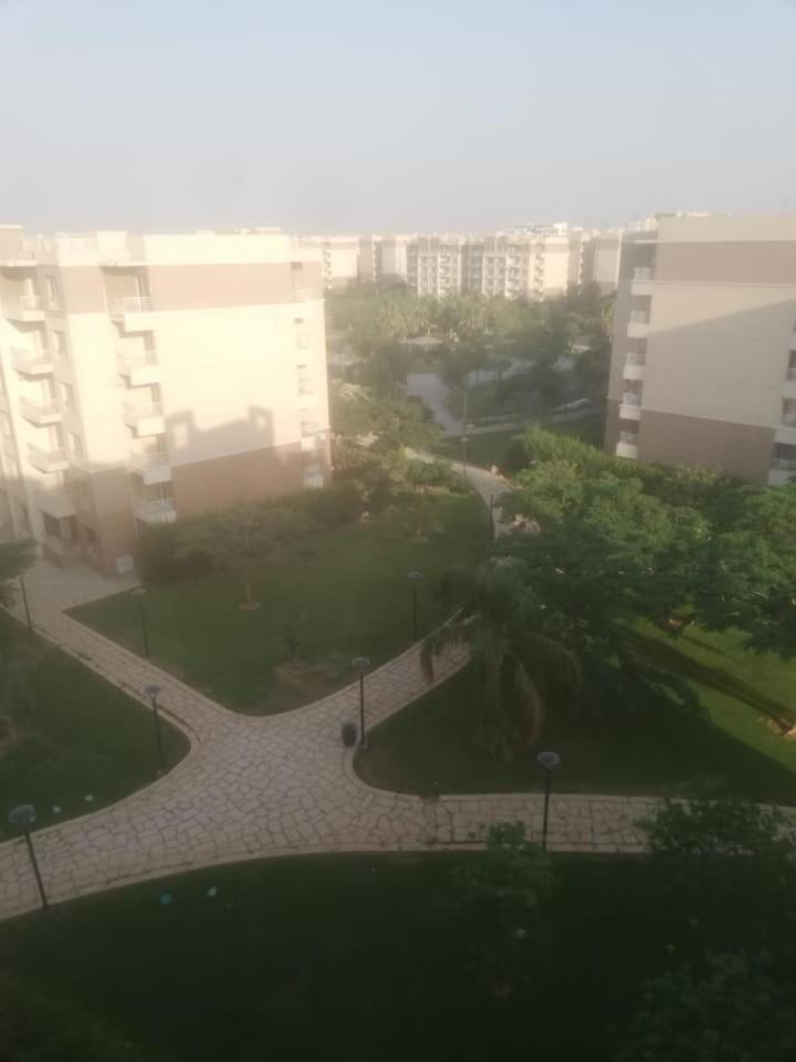 New and comfortable apt in madinaty compound