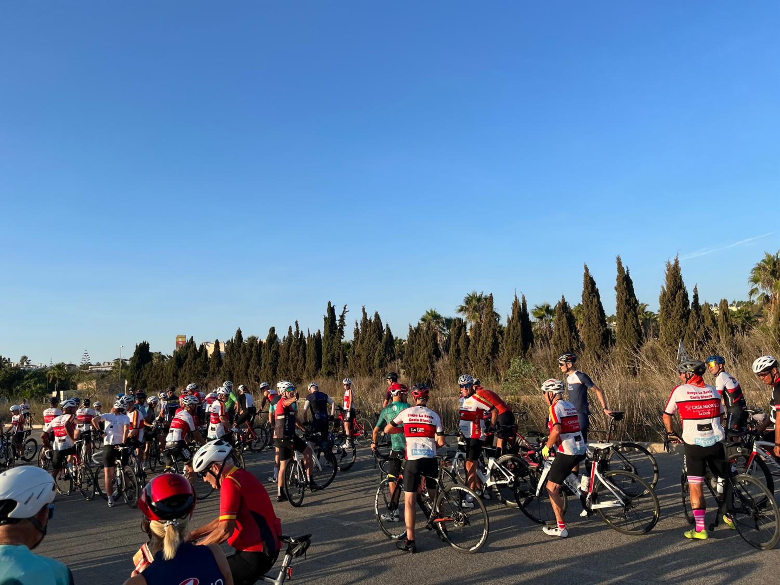 Villamartin apartment. Excellent location for Golfers, Cyclists and Hikers
