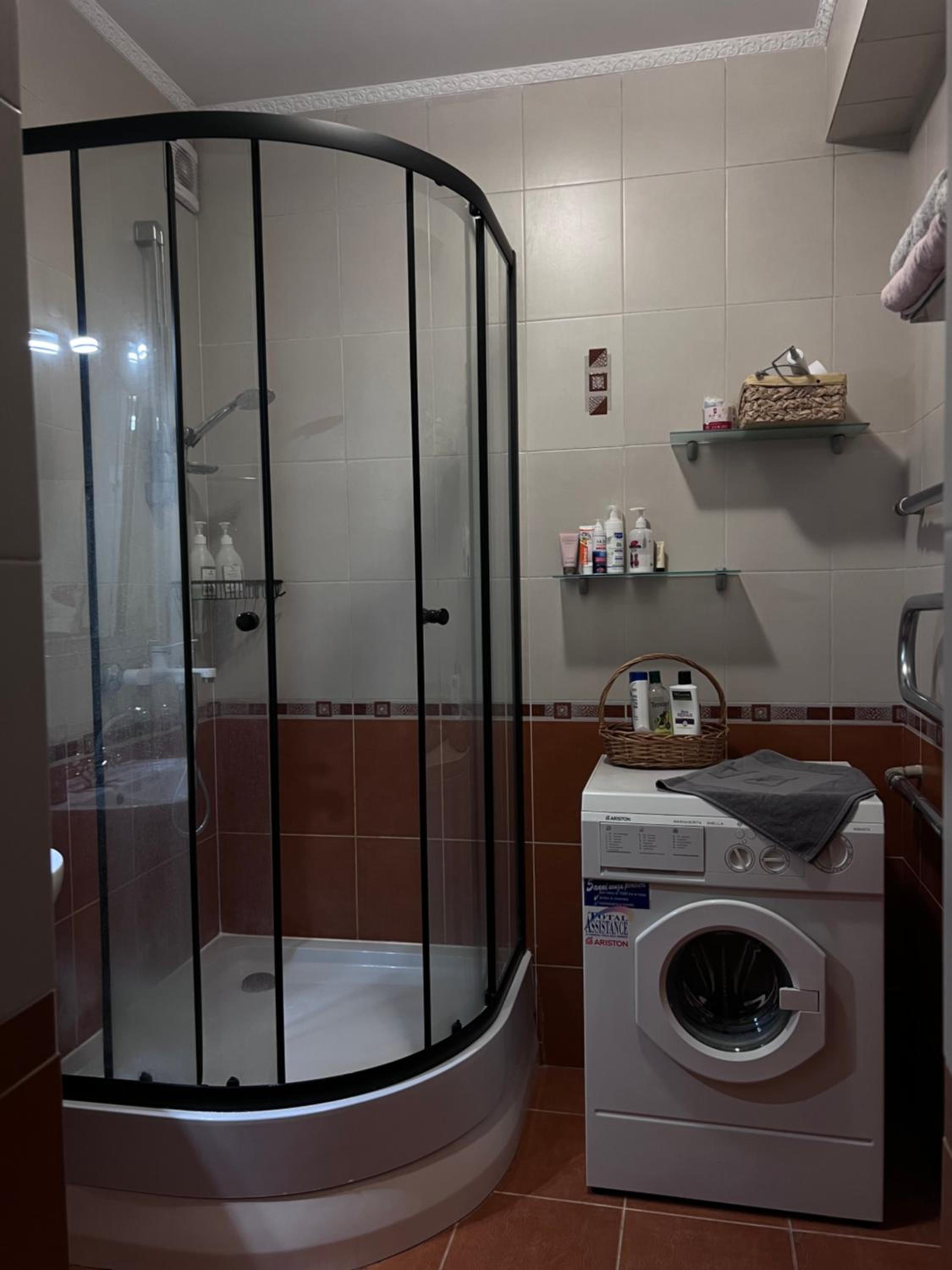 Cozy Spacious Apartment in City Center 60m2 view 5