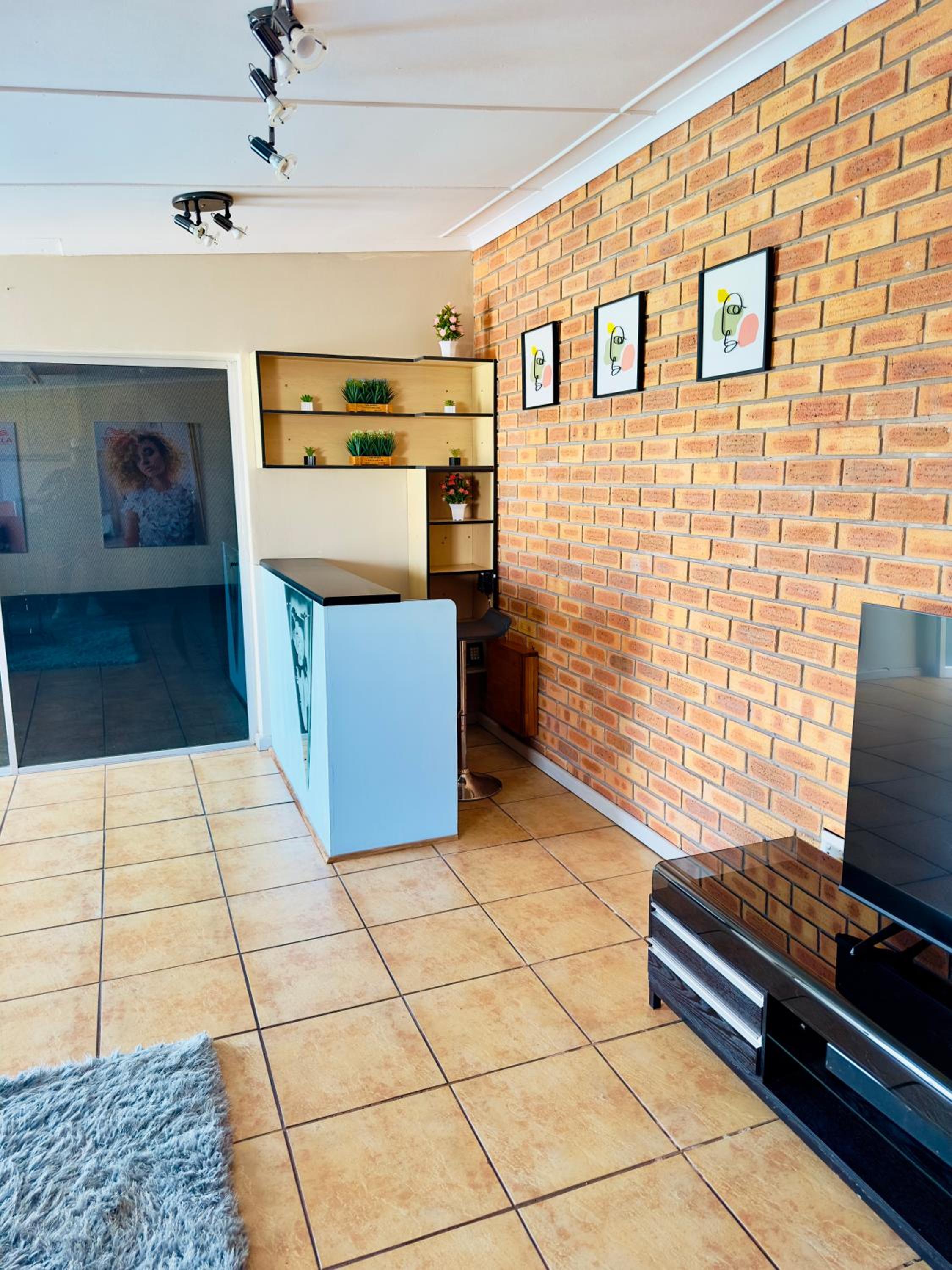 Apartment on Liddiard