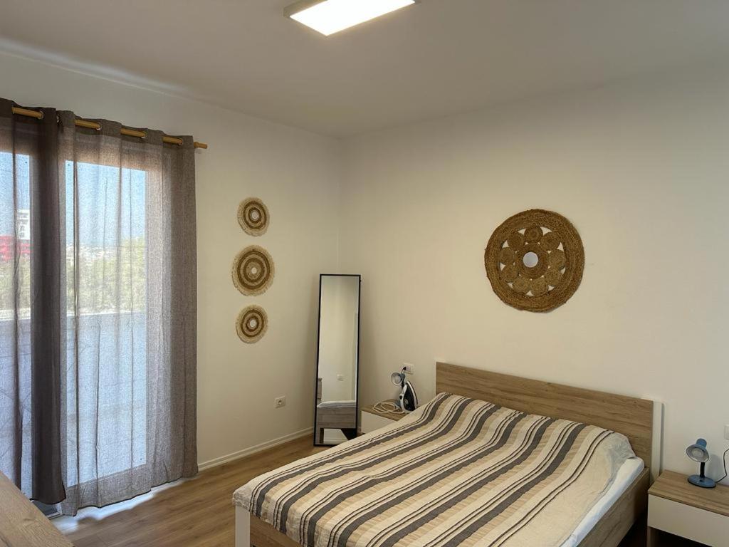 Thyamis Apartment