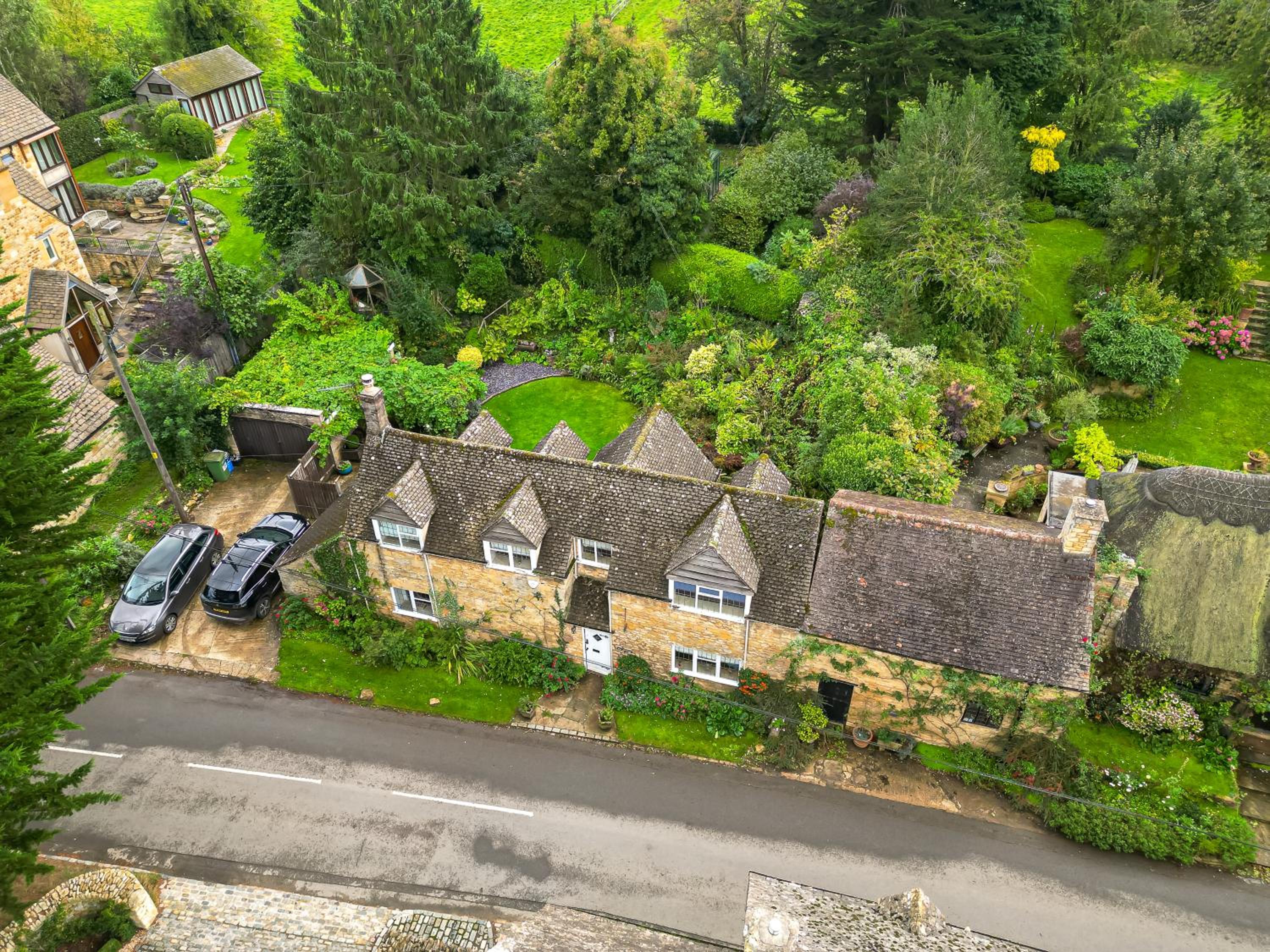 The Farthings Cotswolds Holiday Cottage