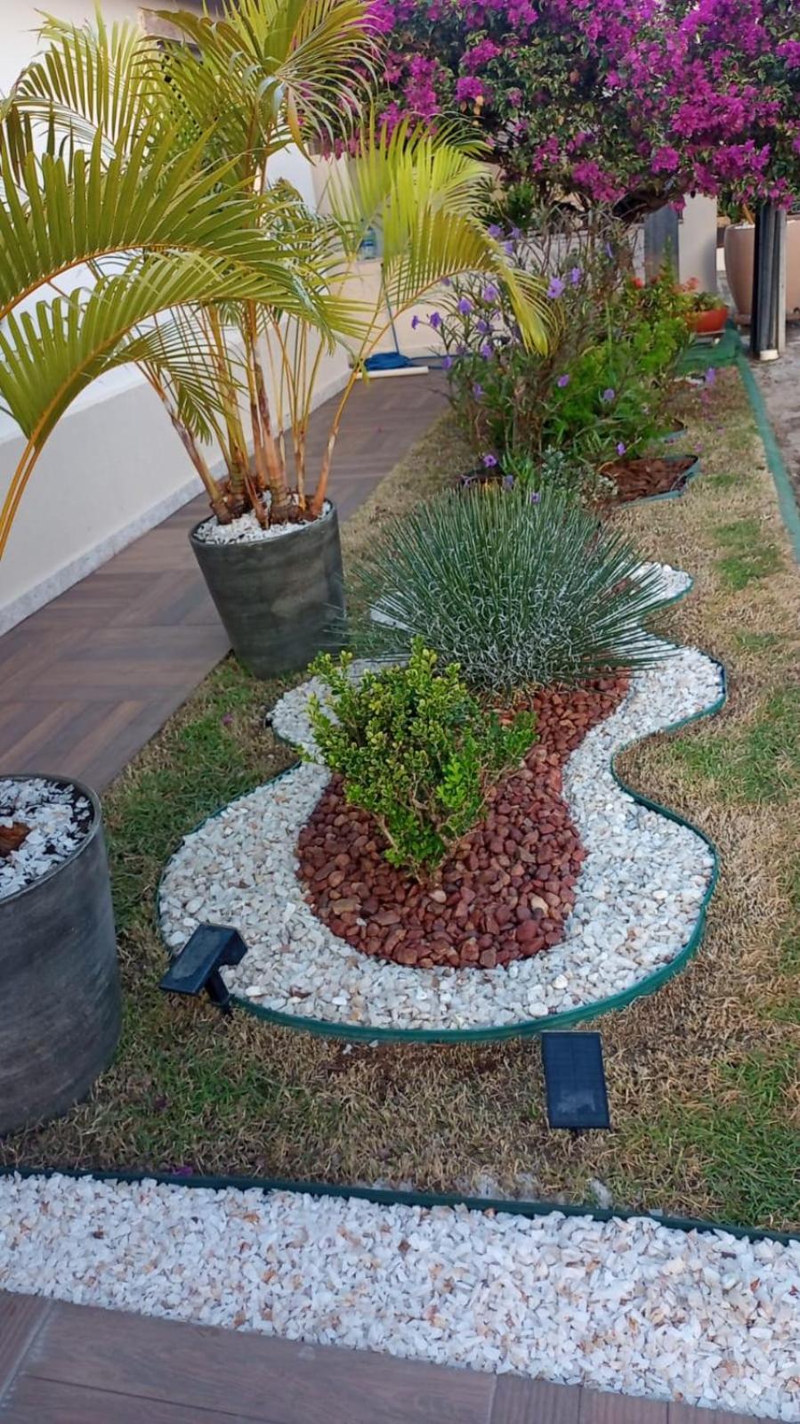 Casa em Condomínio, Piscina Privativa e Área Gourmet