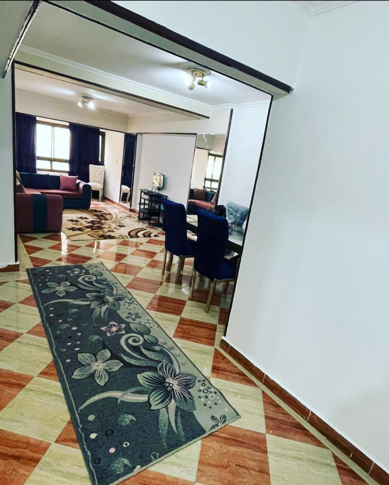 Hosny Makram Ebid Hotel