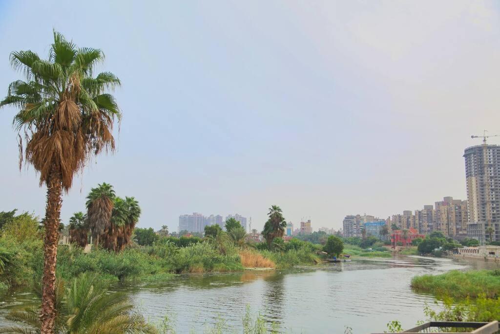 Luxury Villa By The Nile