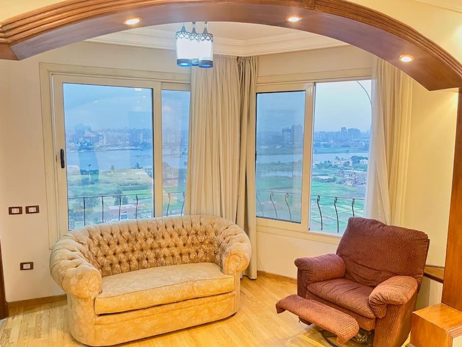 Luxury Villa By The Nile