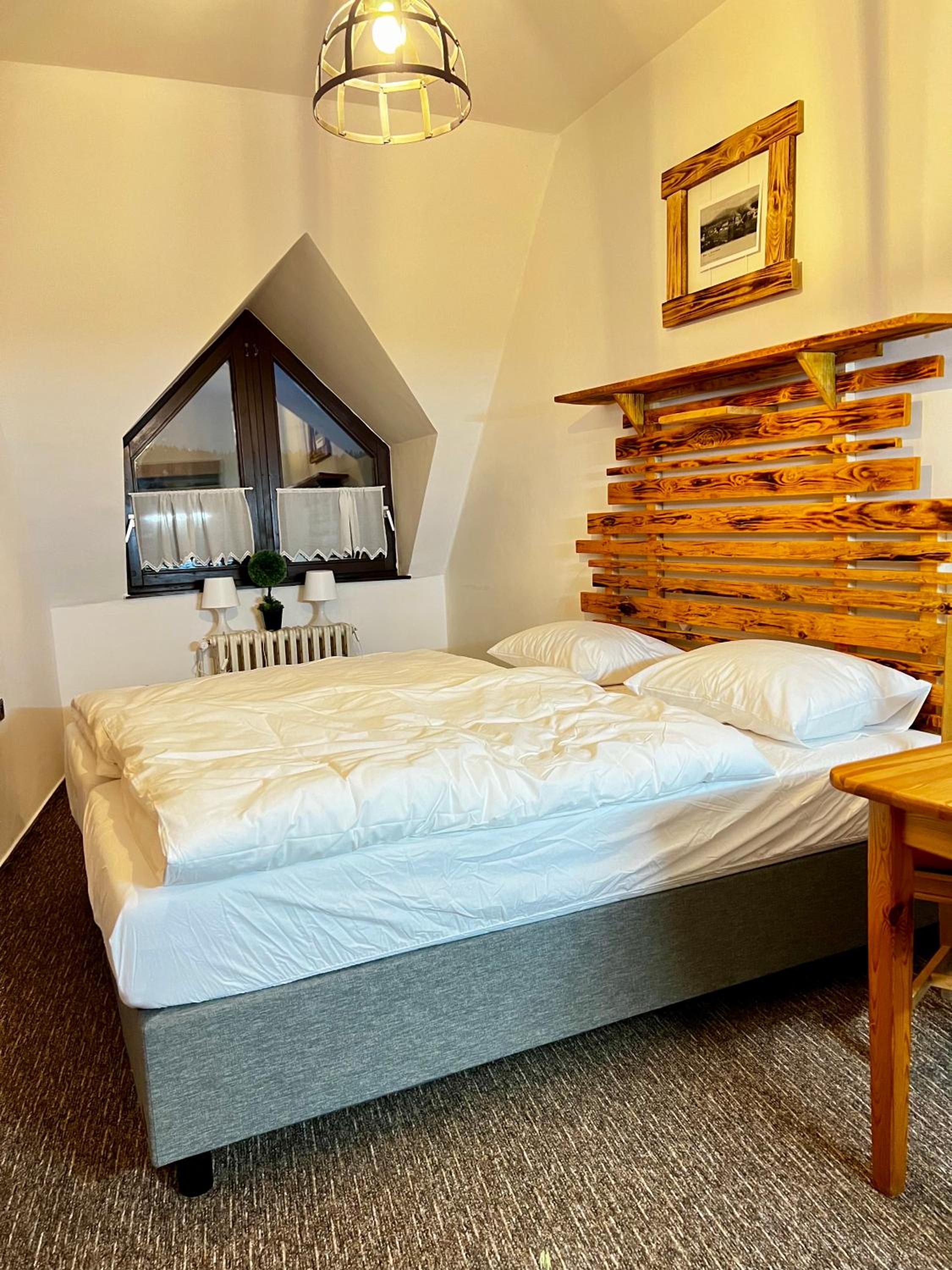 Pension Mona