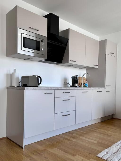 Chic & Modern in Beautiful Vienna l HG30