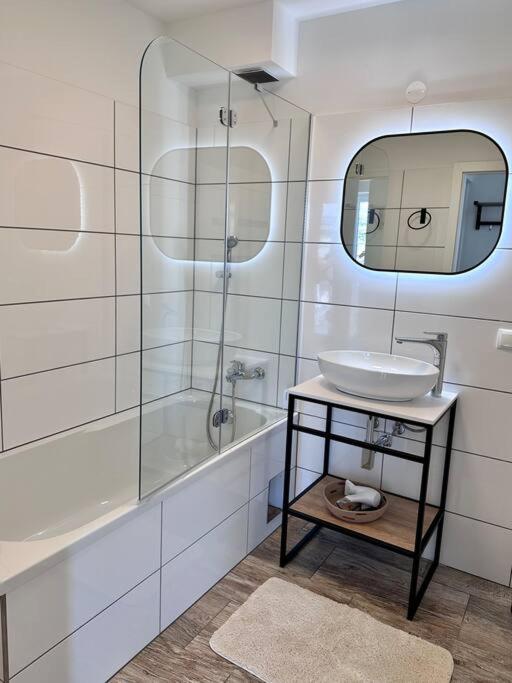 Chic & Modern in Beautiful Vienna l HG30
