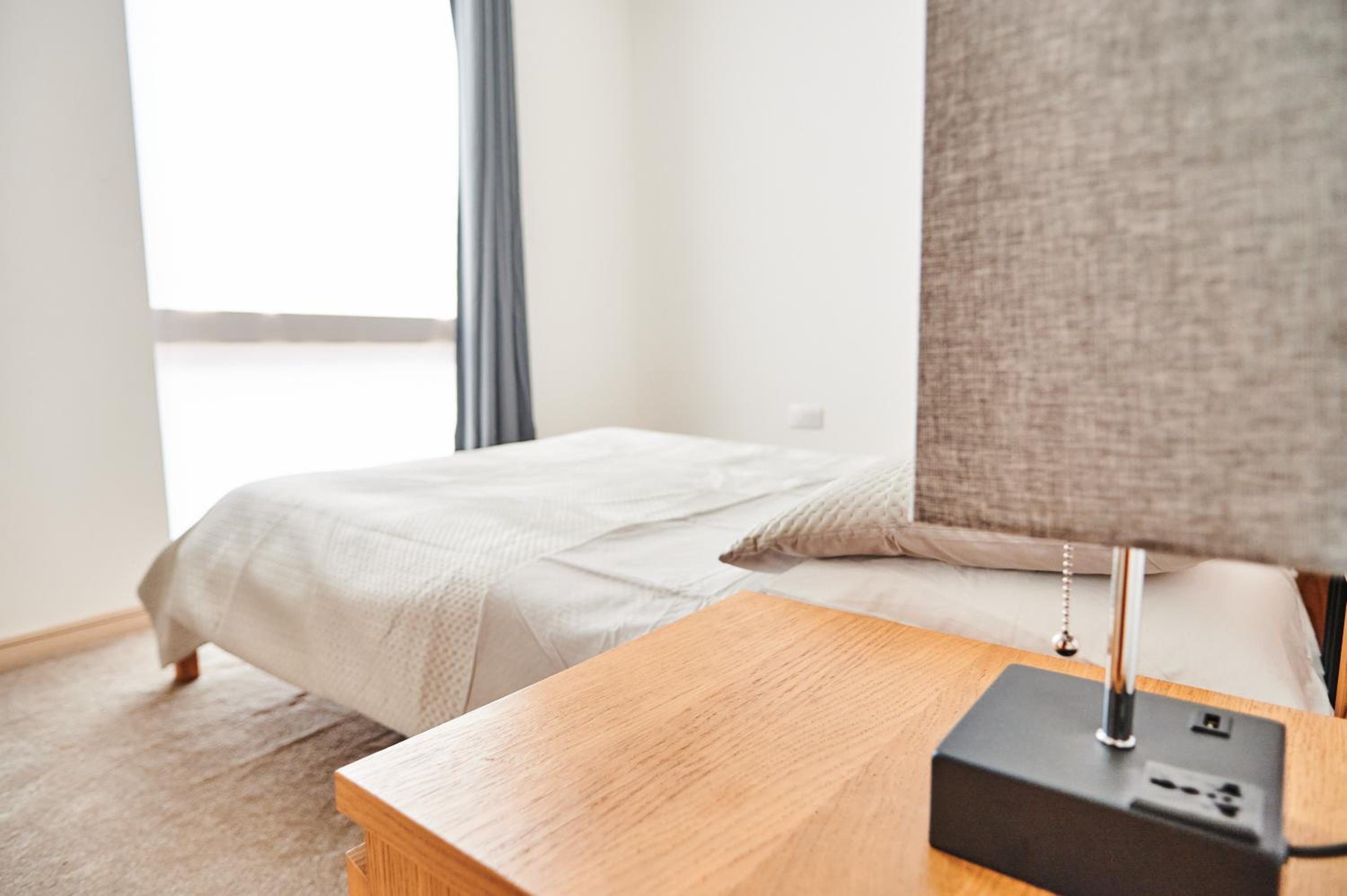Bright 2 bedroom flat in Old Street with balcony