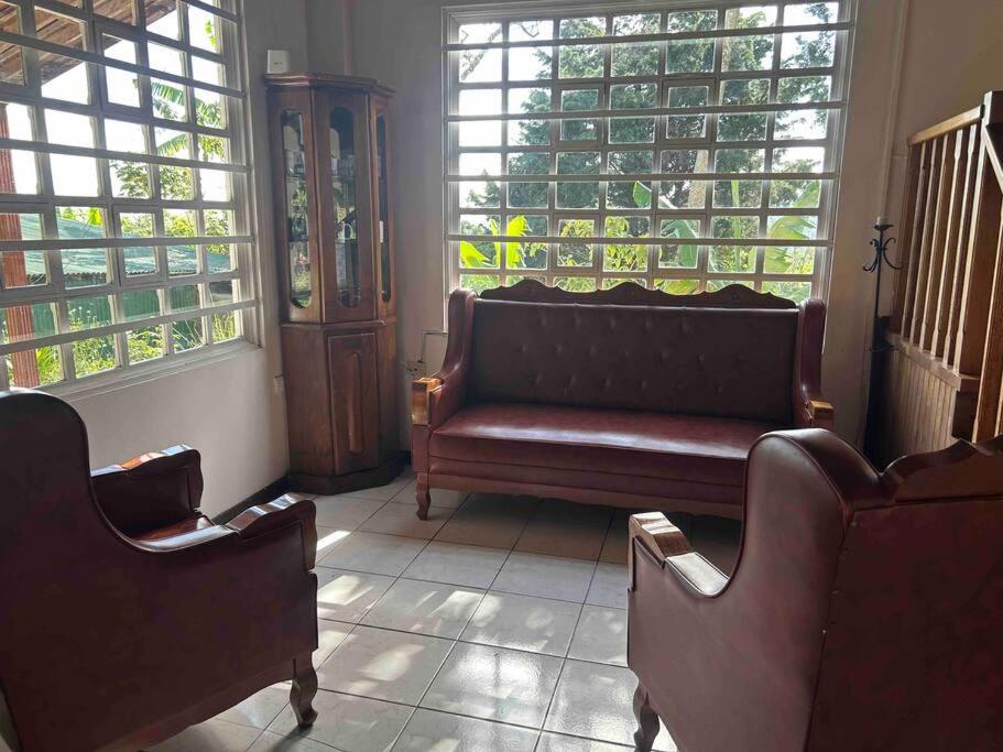Casa Aserrí - Costa Rican House, scenic views & good rest
