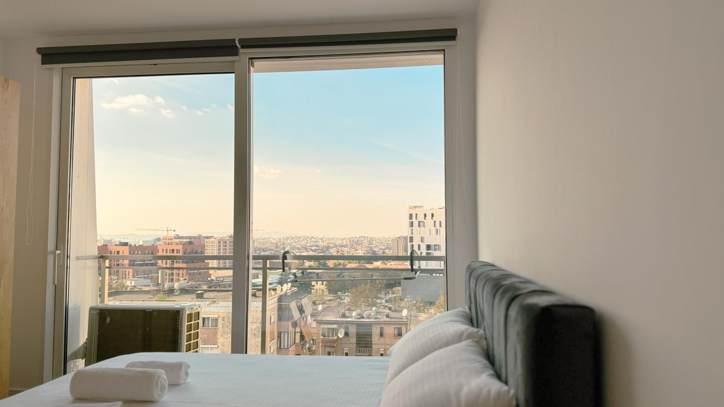 Urban Serenity Skyline View Apartment 2