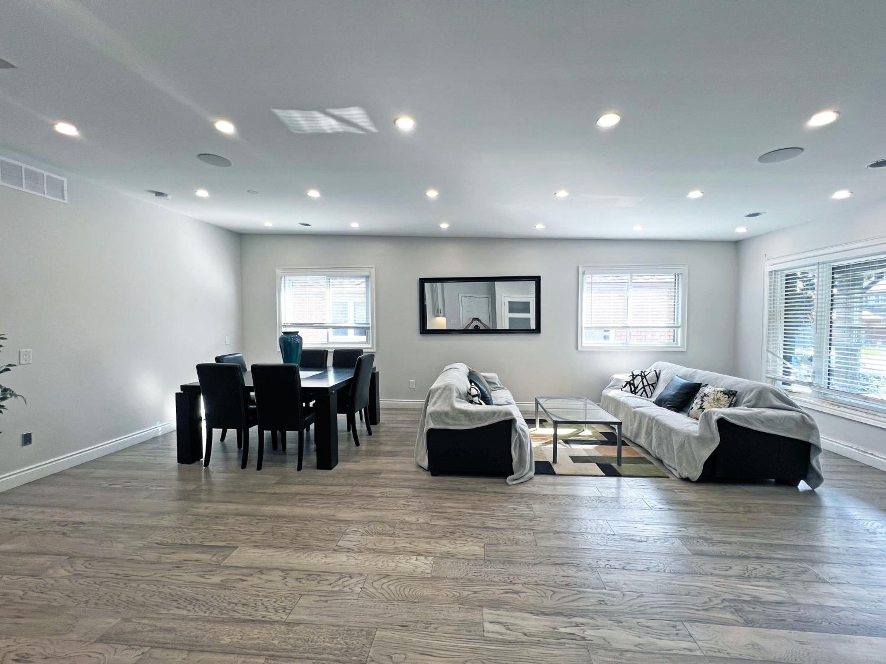 Luxe Home Near Limeridge - Sleeps 11 - Pool