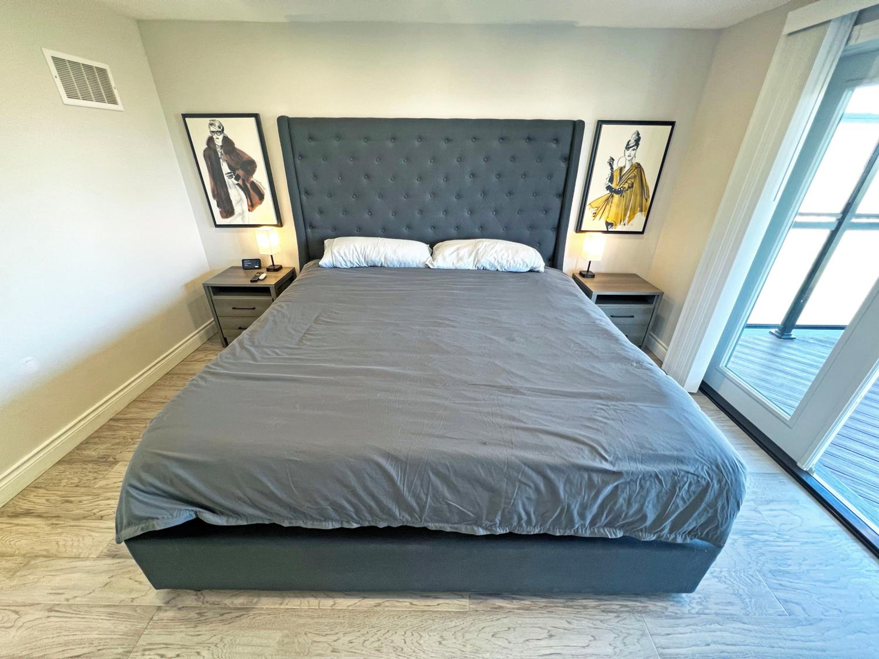 Luxe Home Near Limeridge - Sleeps 11 - Pool