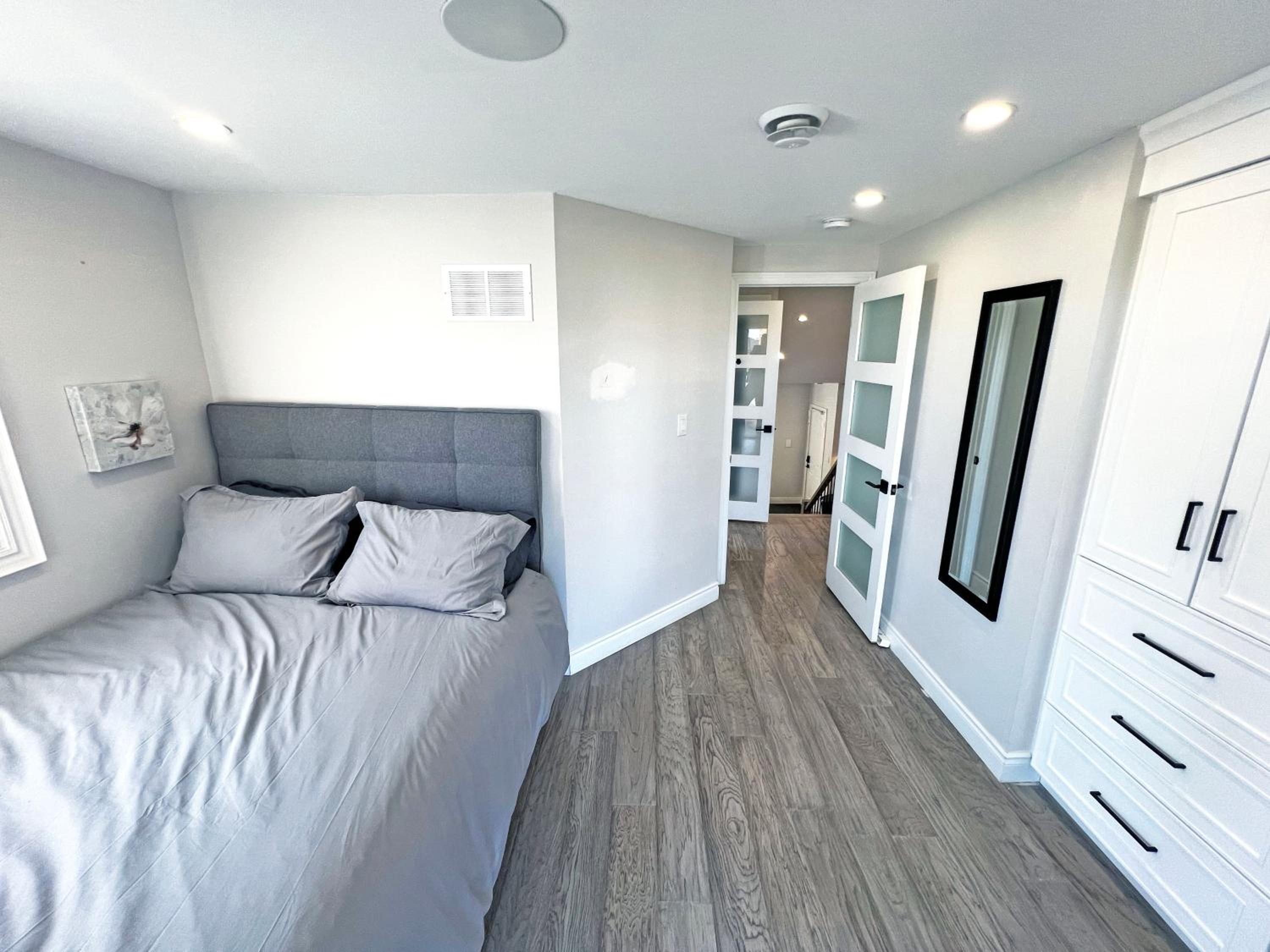 Luxe Home Near Limeridge - Sleeps 11 - Pool