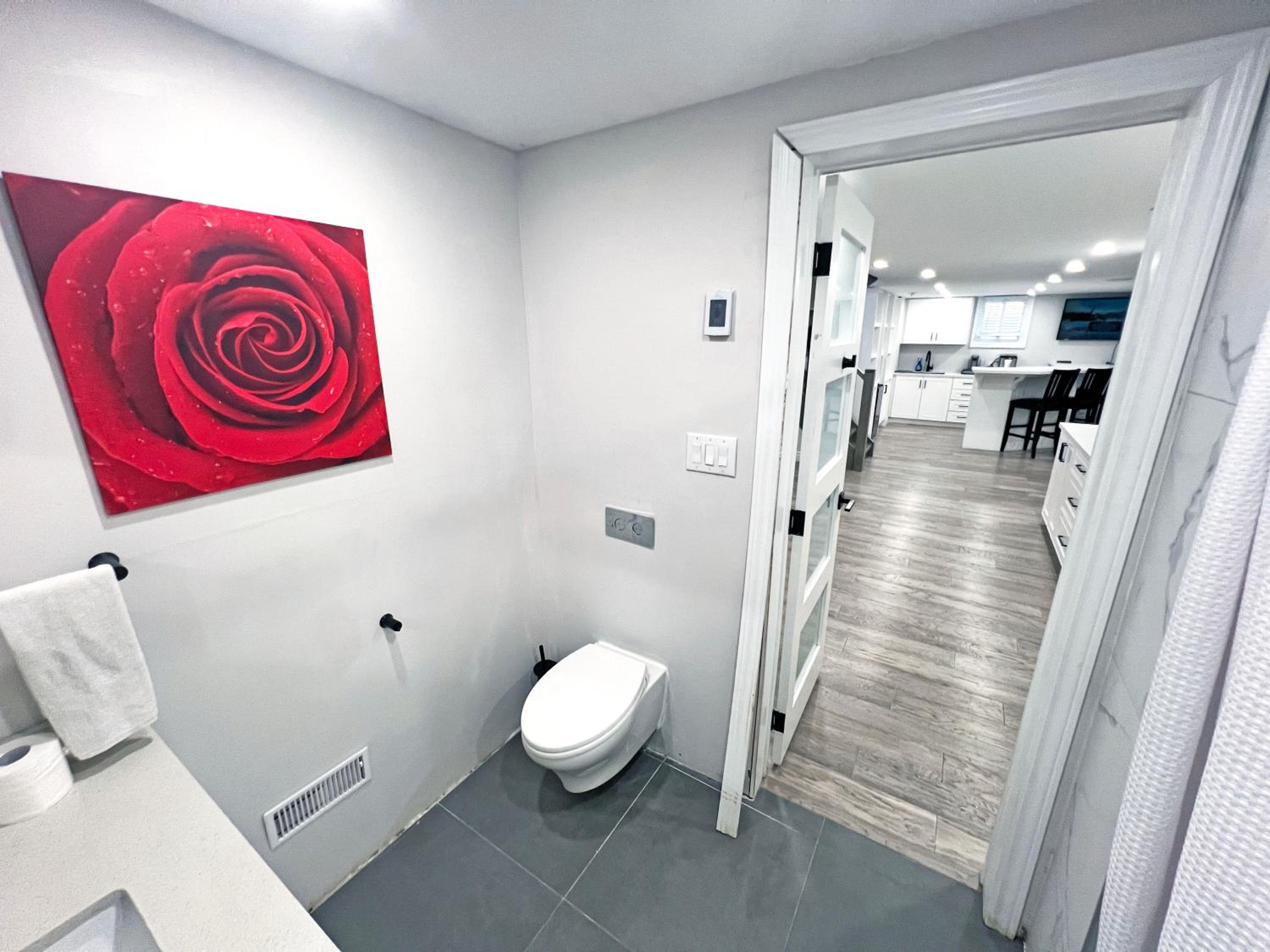 Luxe Home Near Limeridge - Sleeps 11 - Pool