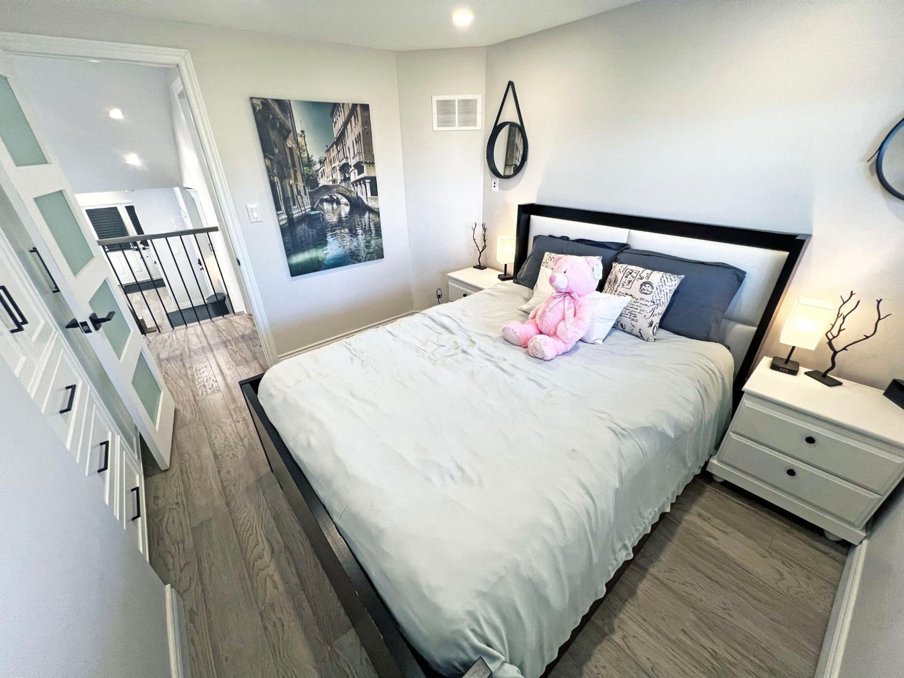 Luxe Home Near Limeridge - Sleeps 11 - Pool