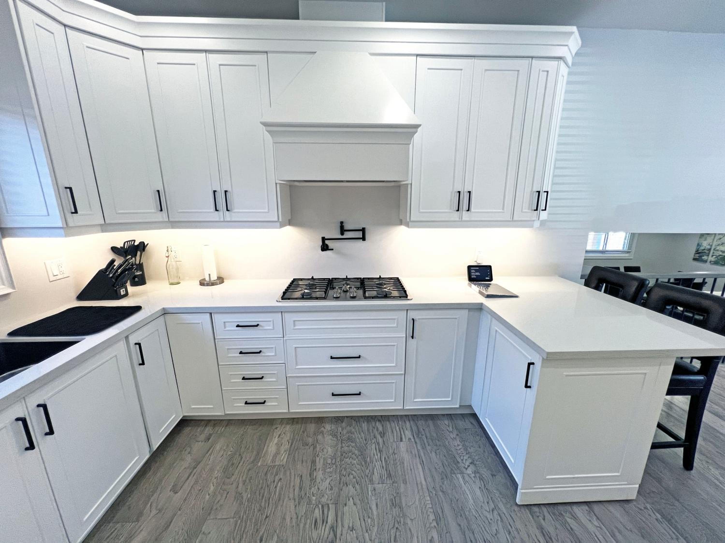 Luxe Home Near Limeridge - Sleeps 11 - Pool