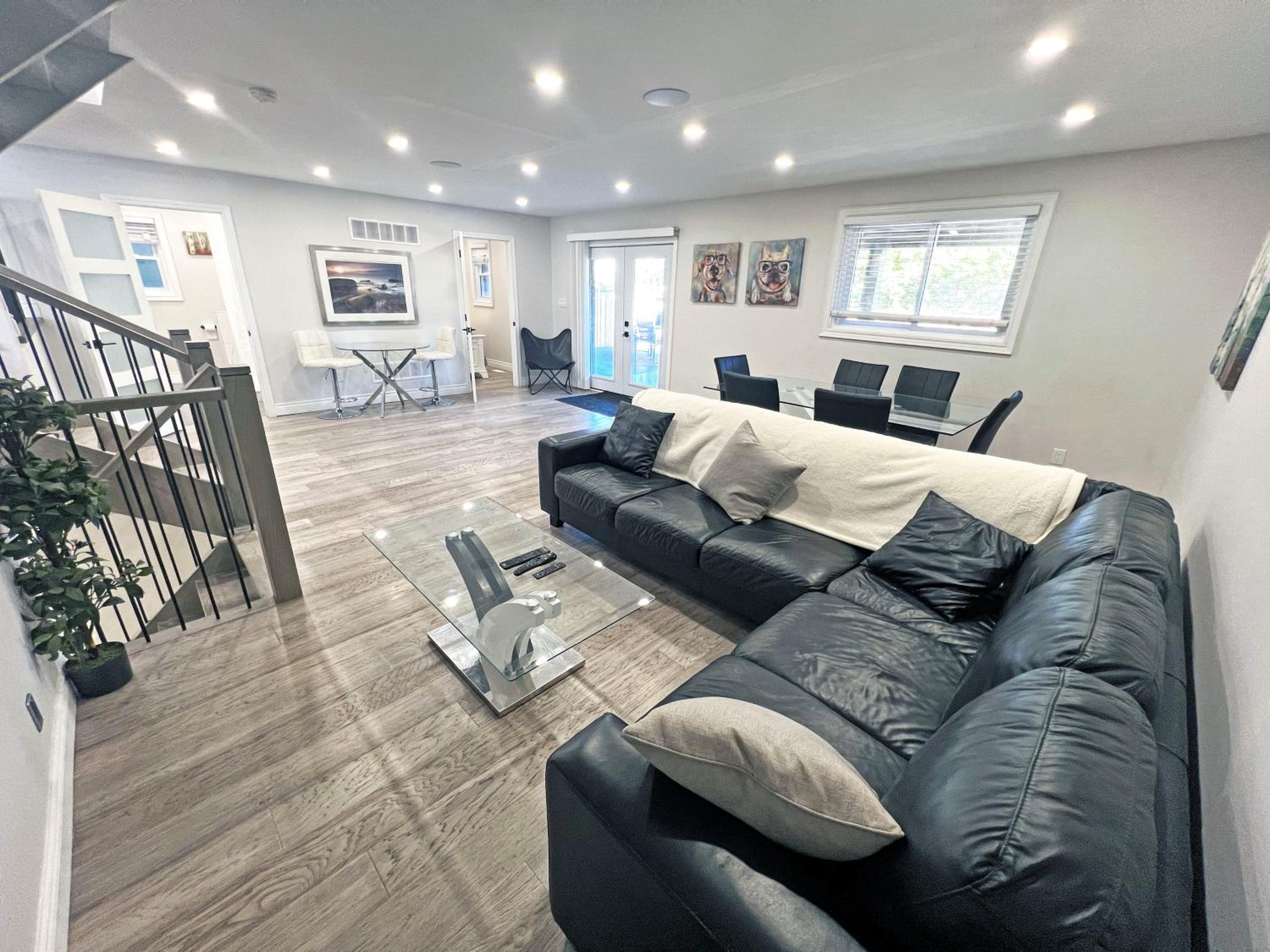 Luxe Home Near Limeridge - Sleeps 11 - Pool