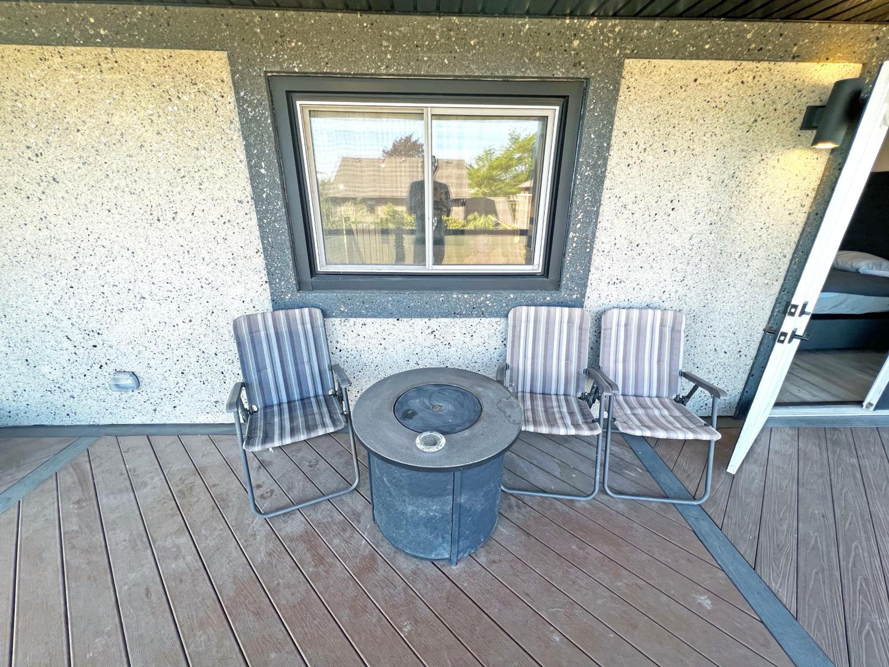 Luxe Home Near Limeridge - Sleeps 11 - Pool