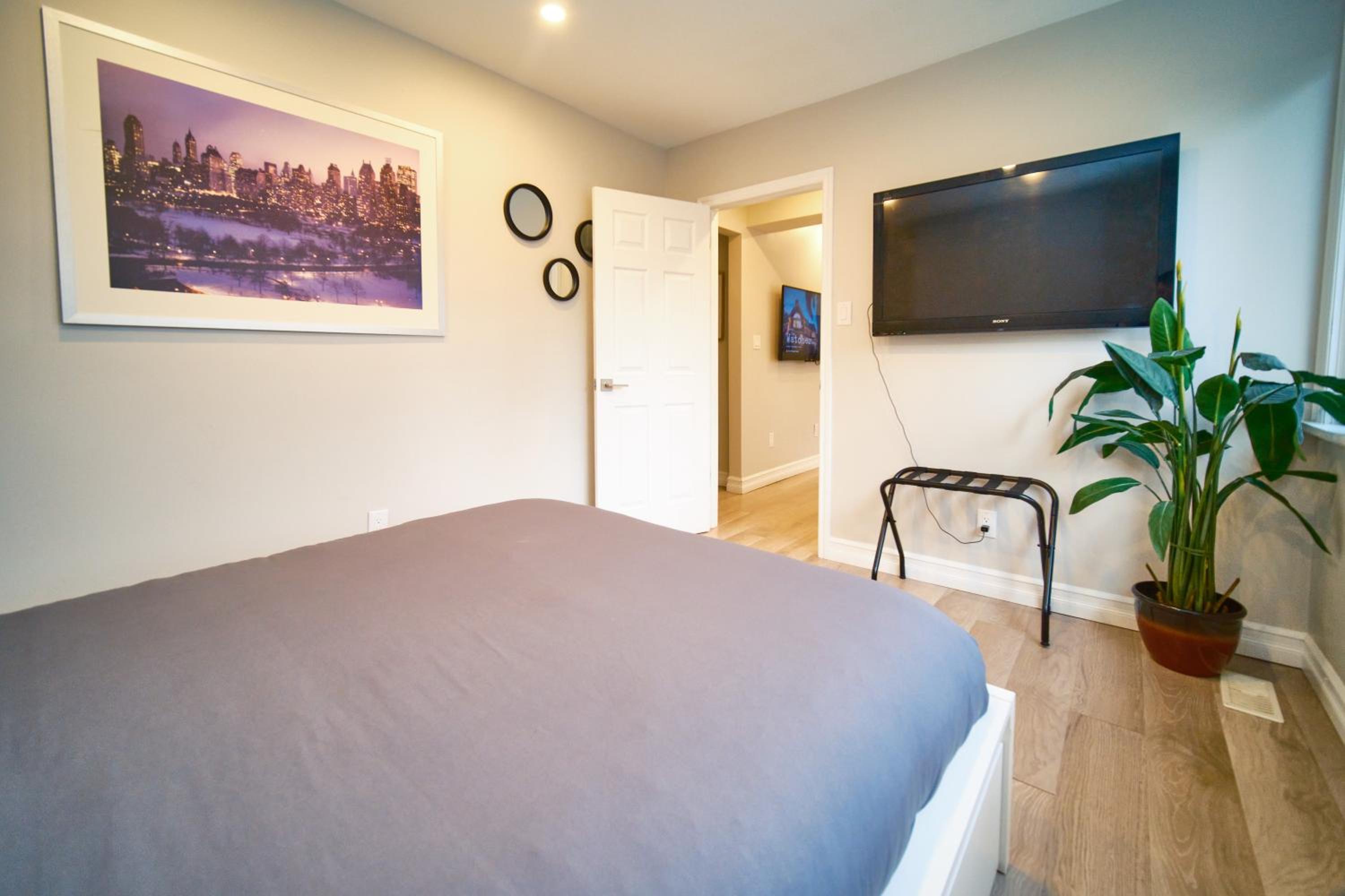 Hamilton Oasis - Luxe Beds - BBQ Haven - Pool
