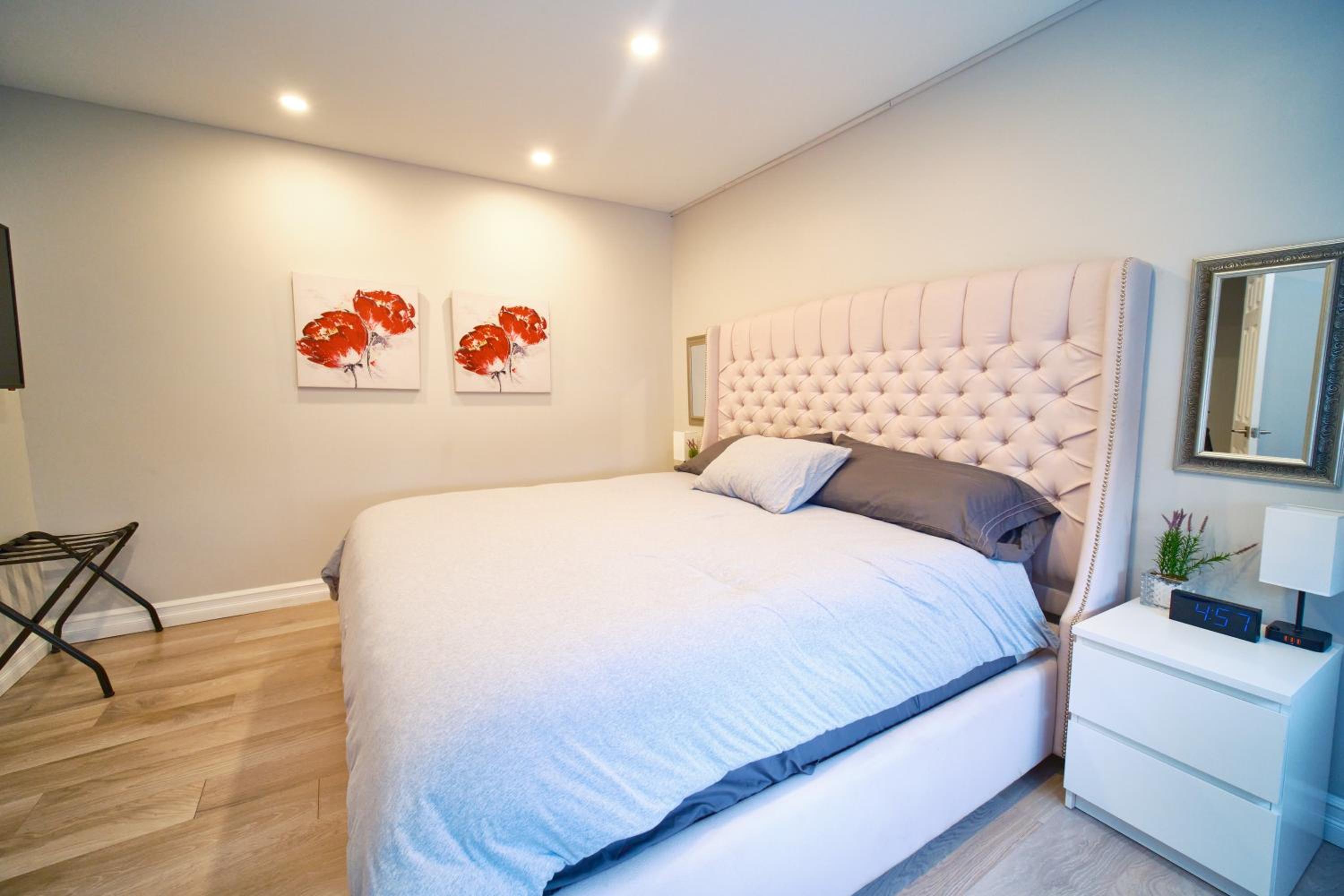Hamilton Oasis - Luxe Beds - BBQ Haven - Pool