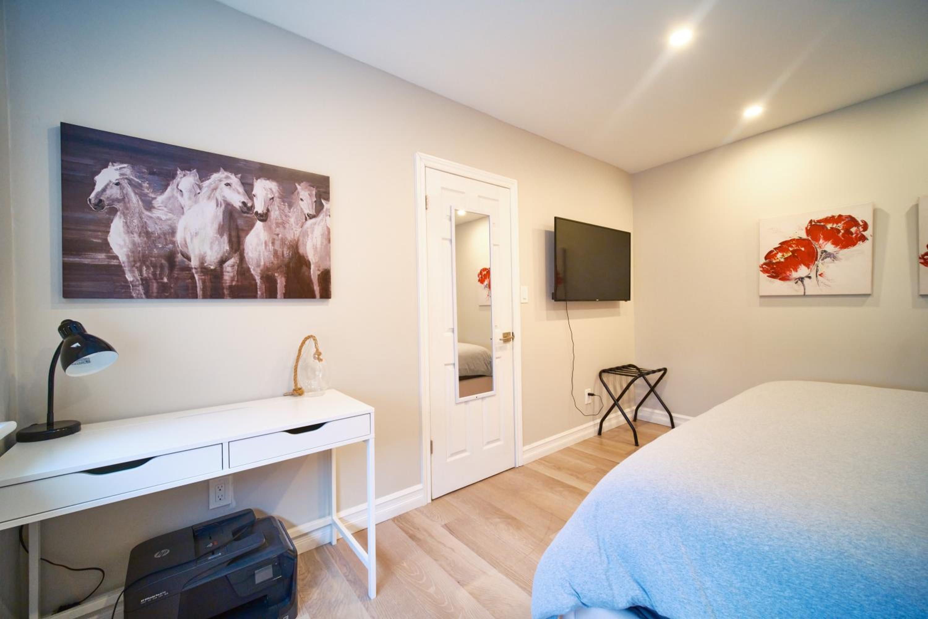 Hamilton Oasis - Luxe Beds - BBQ Haven - Pool