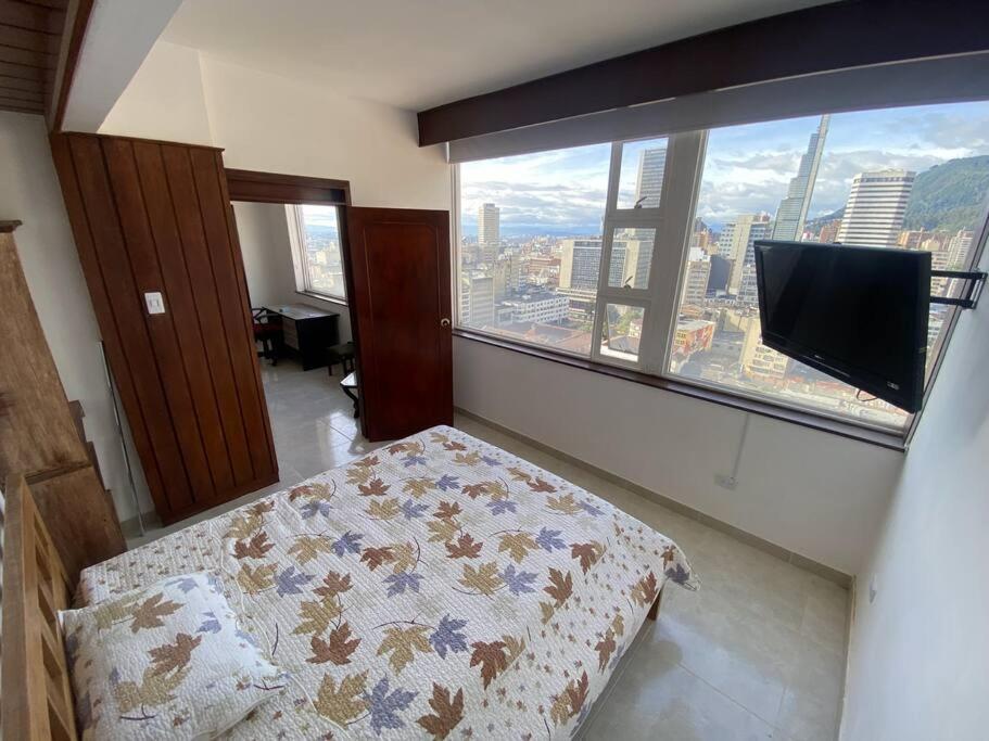 Apto 1802A - Vista Única, increíble apto, edificio histórico