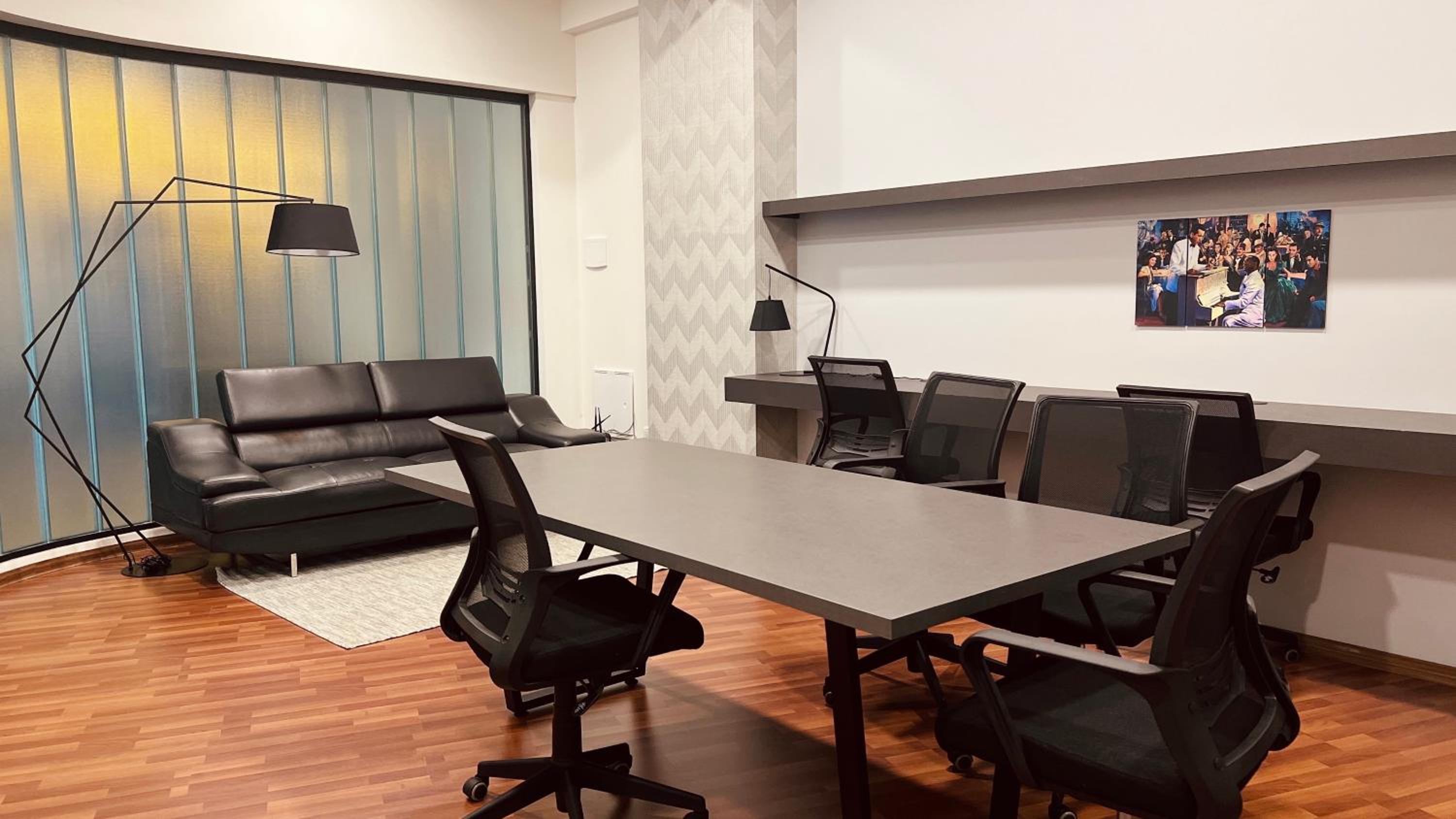 Apartamento de Lujo a Pasos de la Av. América
