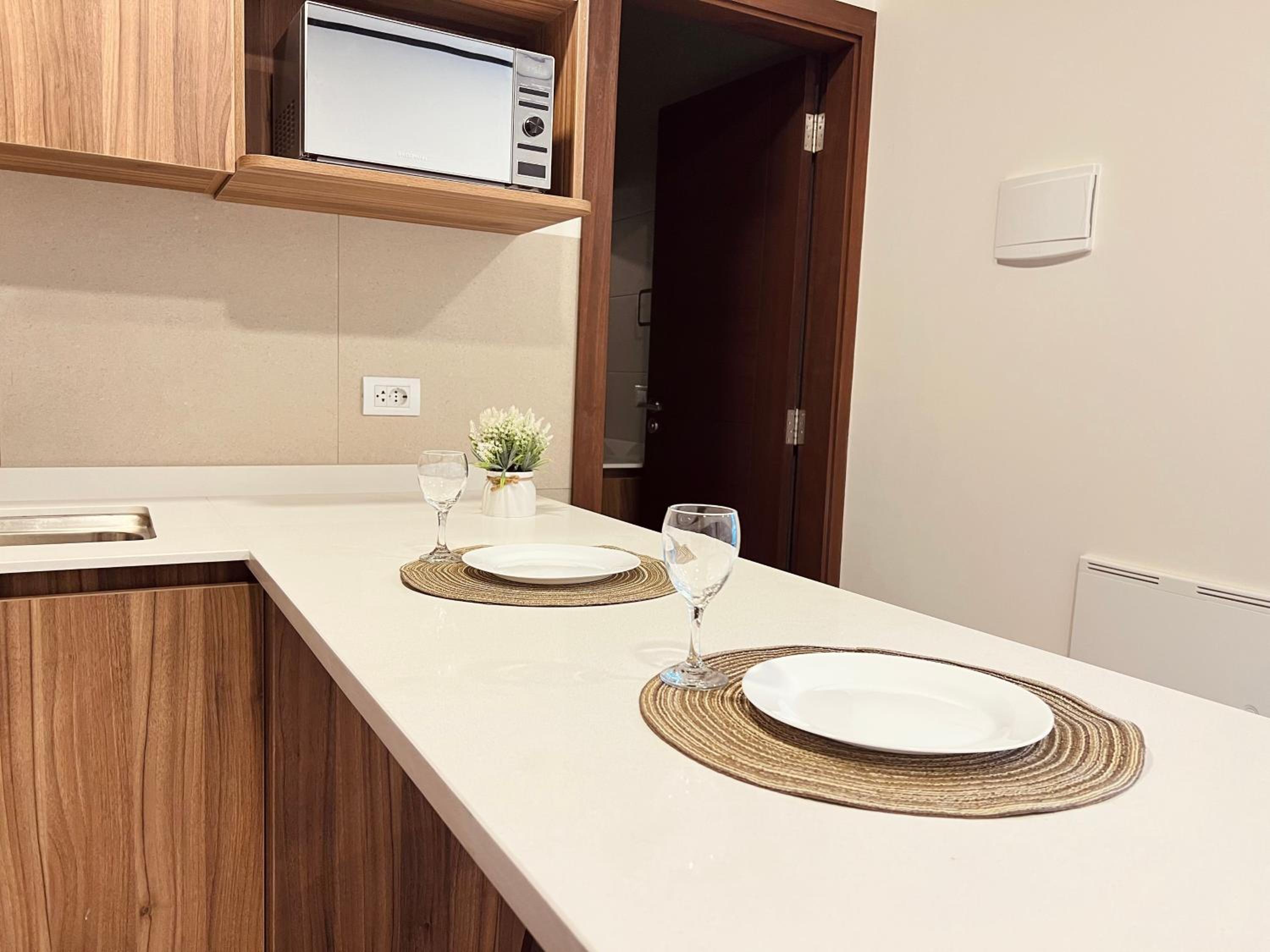 Apartamento de Lujo a Pasos de la Av. América
