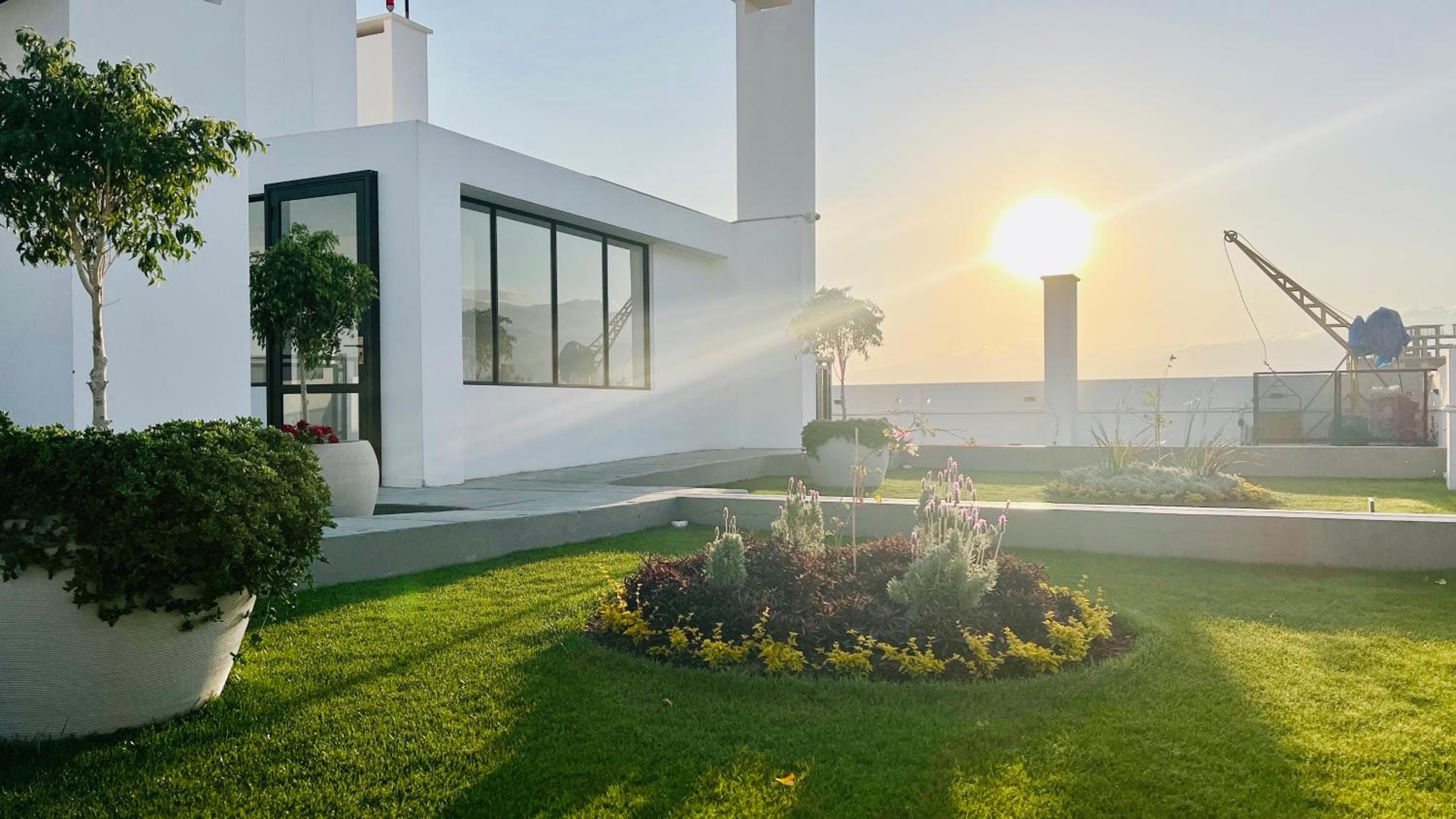 Apartamento de Lujo a Pasos de la Av. América