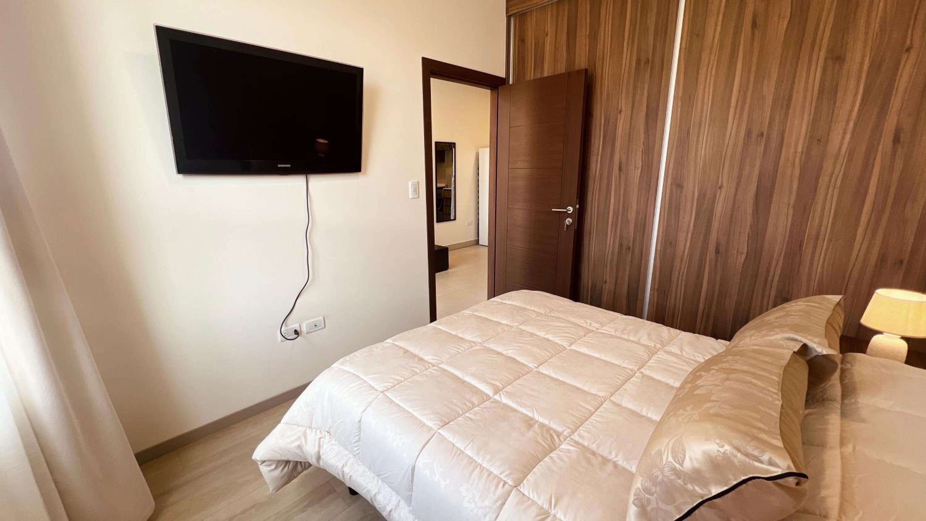 Apartamento de Lujo a Pasos de la Av. América