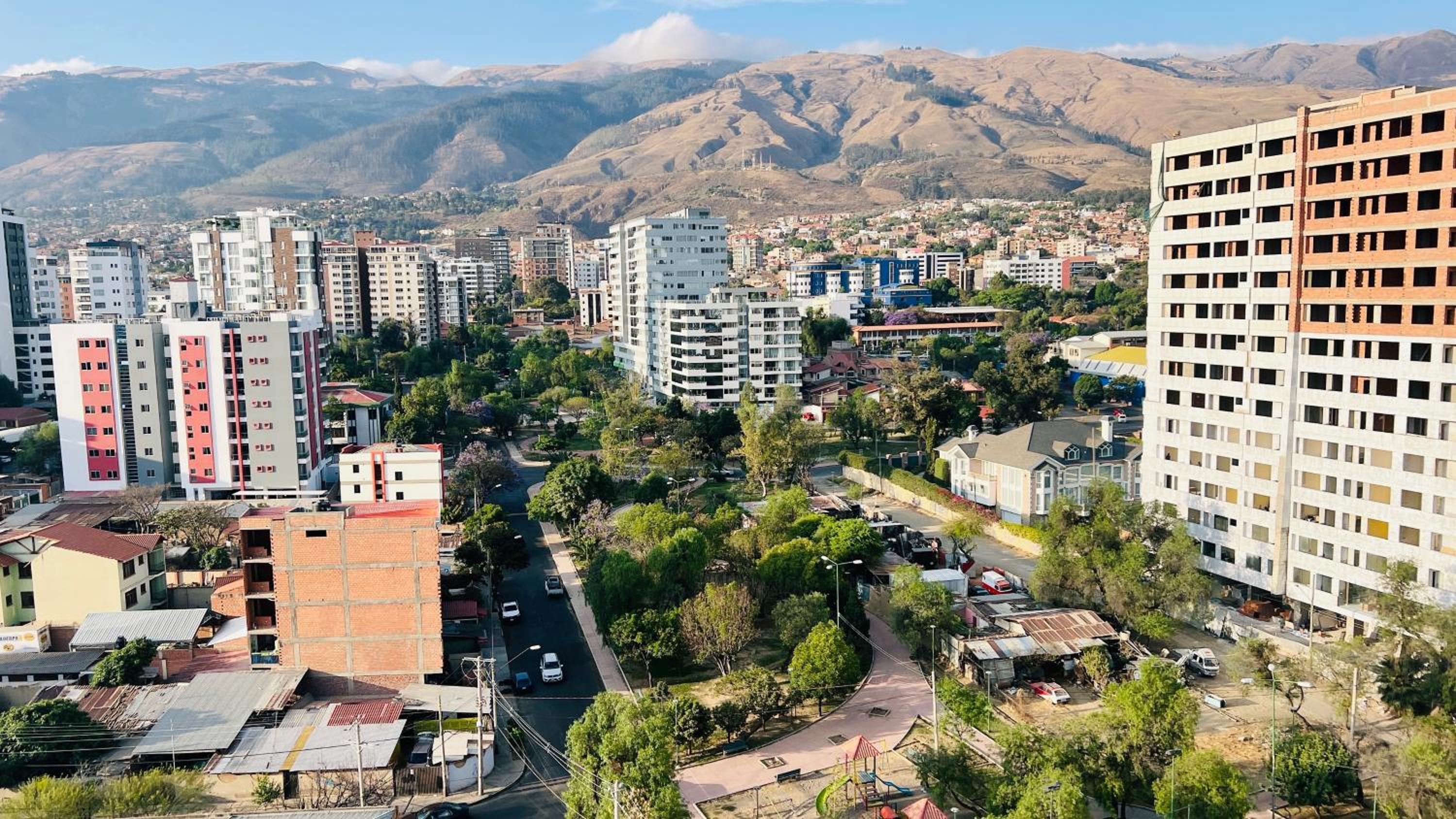 Apartamento de Lujo a Pasos de la Av. América