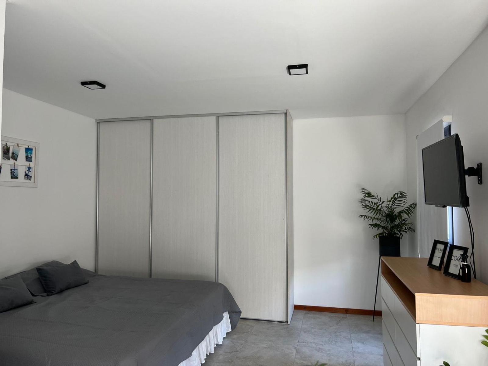 DEPARTAMENTo EN COMPLEJO RESIDENCIAL CON COCHERA