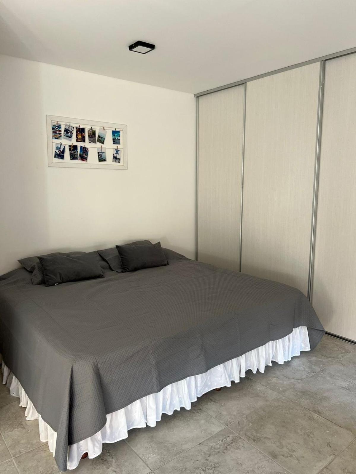 DEPARTAMENTo EN COMPLEJO RESIDENCIAL CON COCHERA