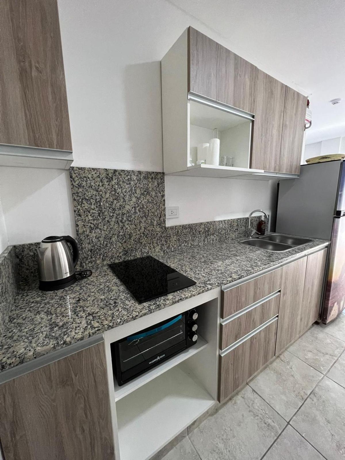 DEPARTAMENTo EN COMPLEJO RESIDENCIAL CON COCHERA