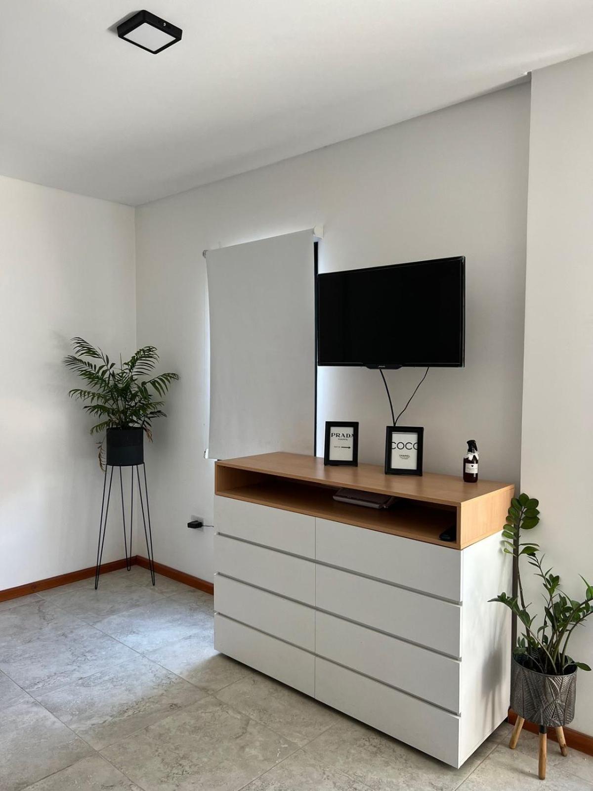DEPARTAMENTo EN COMPLEJO RESIDENCIAL CON COCHERA