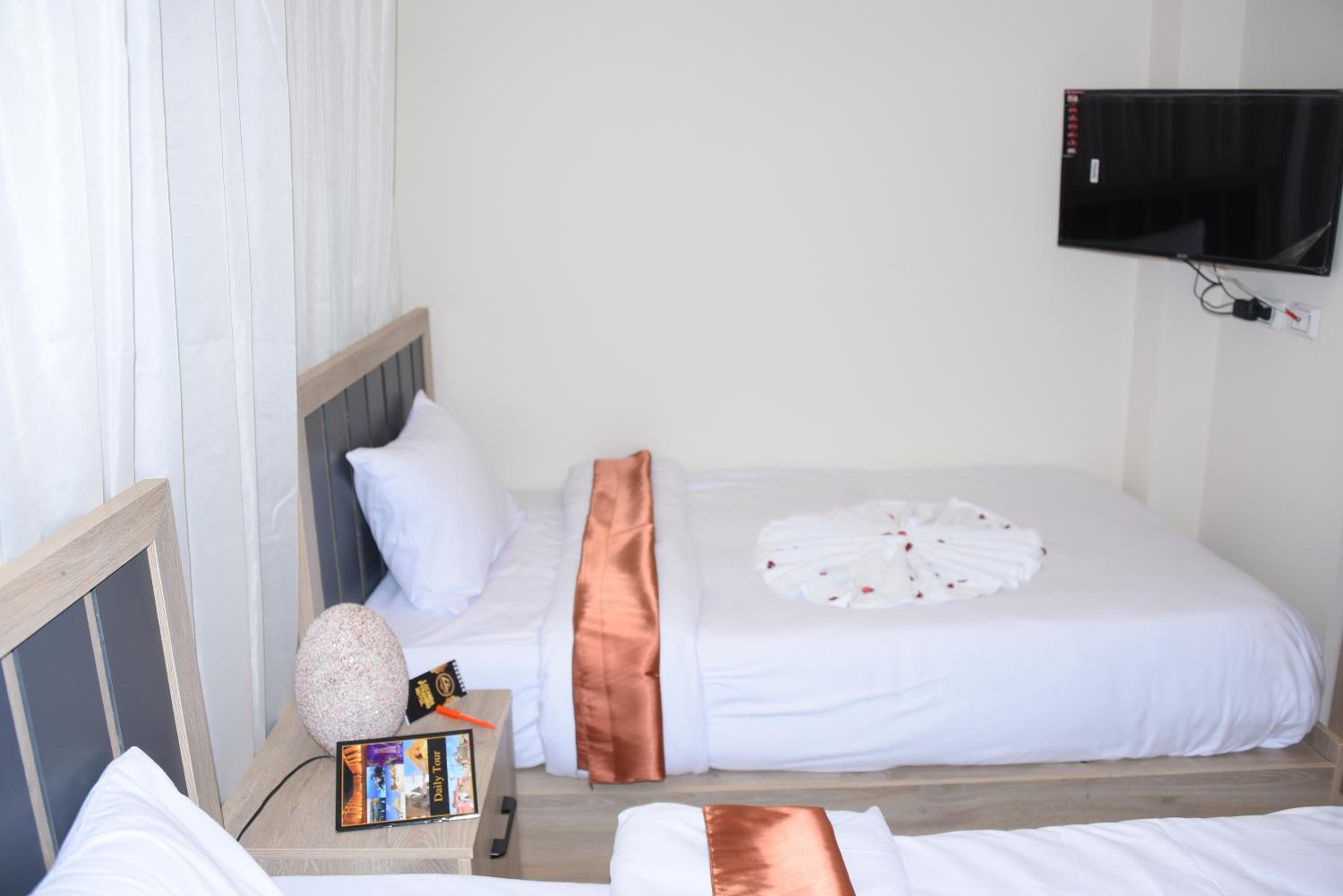 Locanda Pyramids Hotel