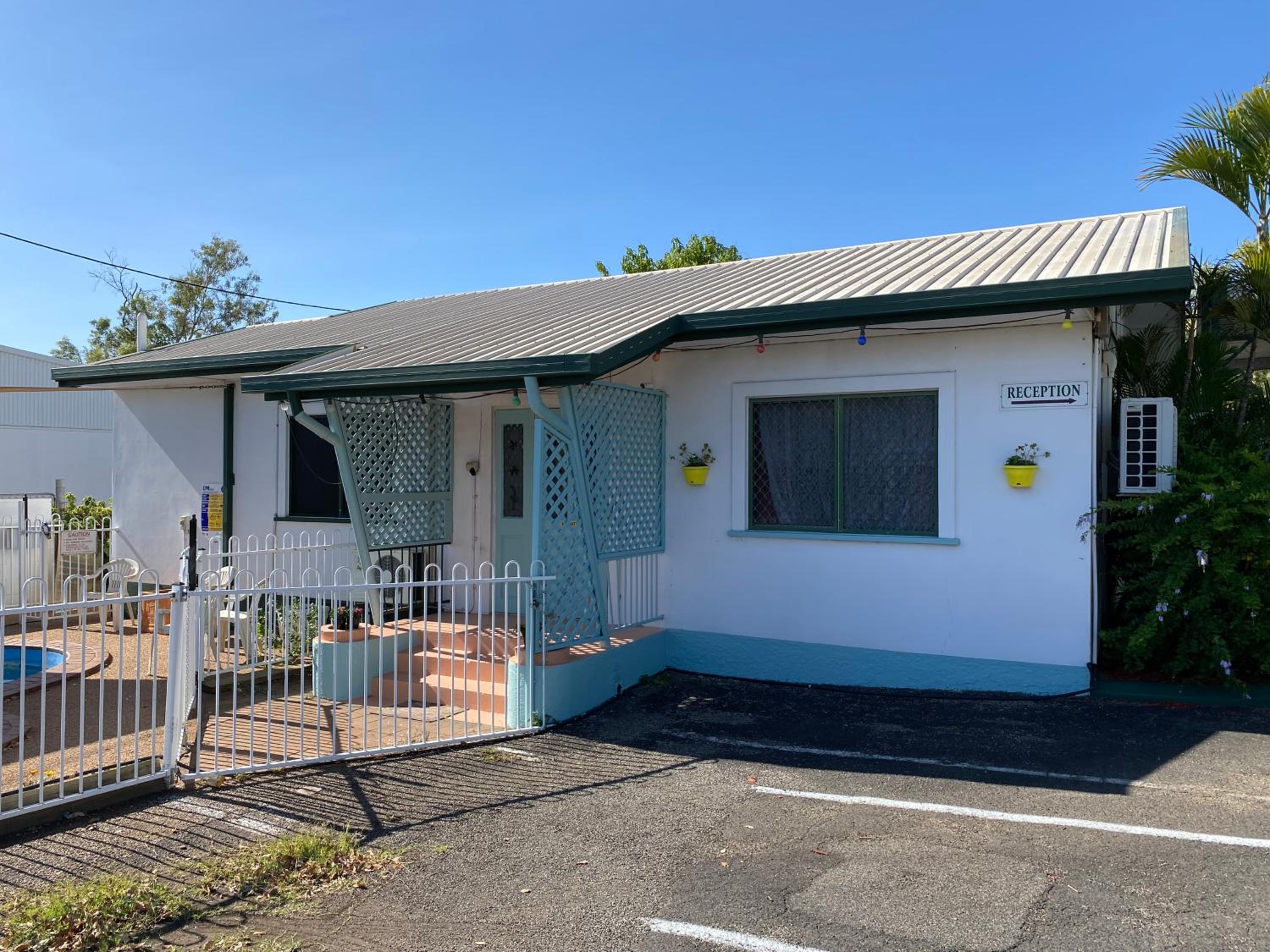 Central Point Motel