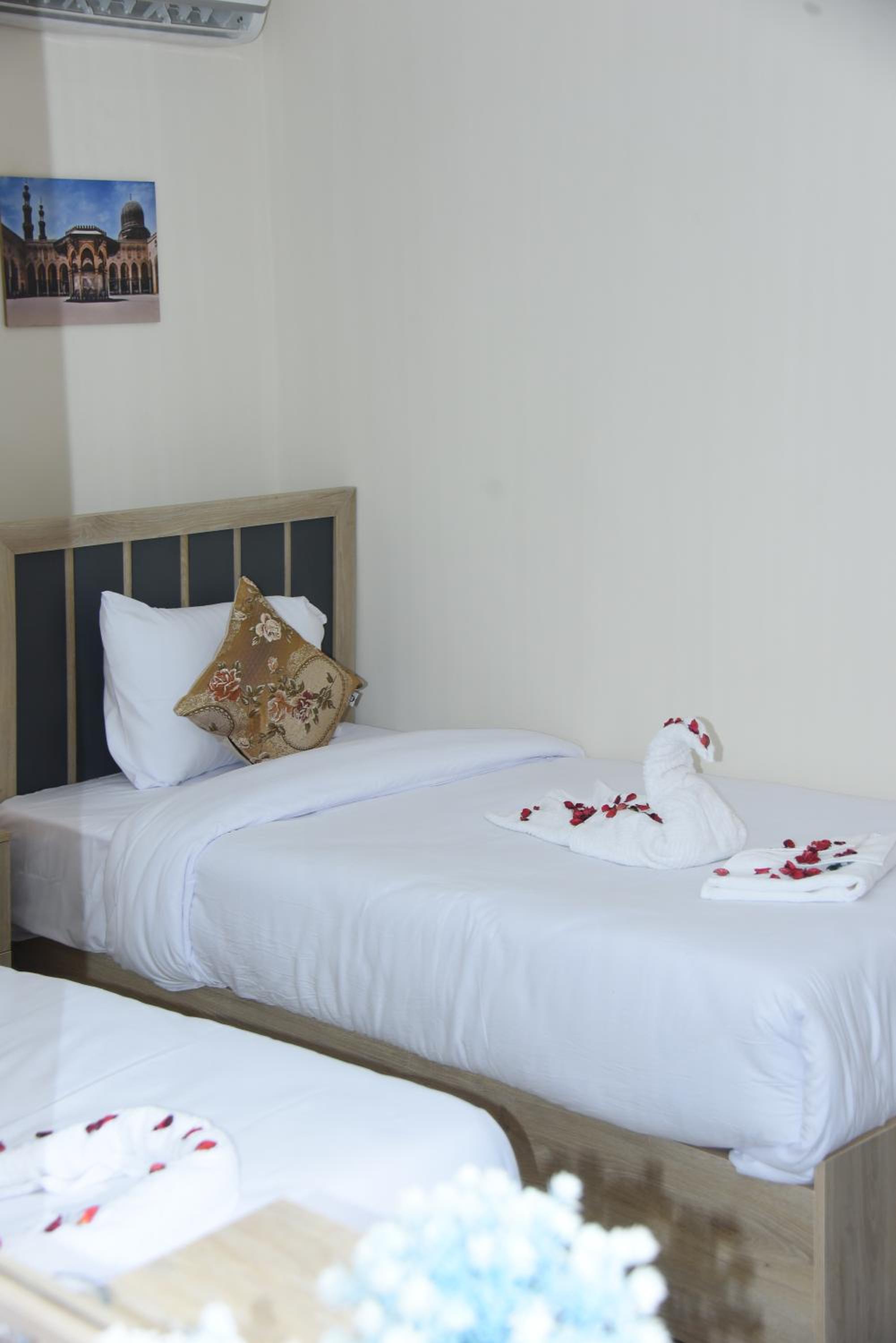 Locanda Pyramids Hotel