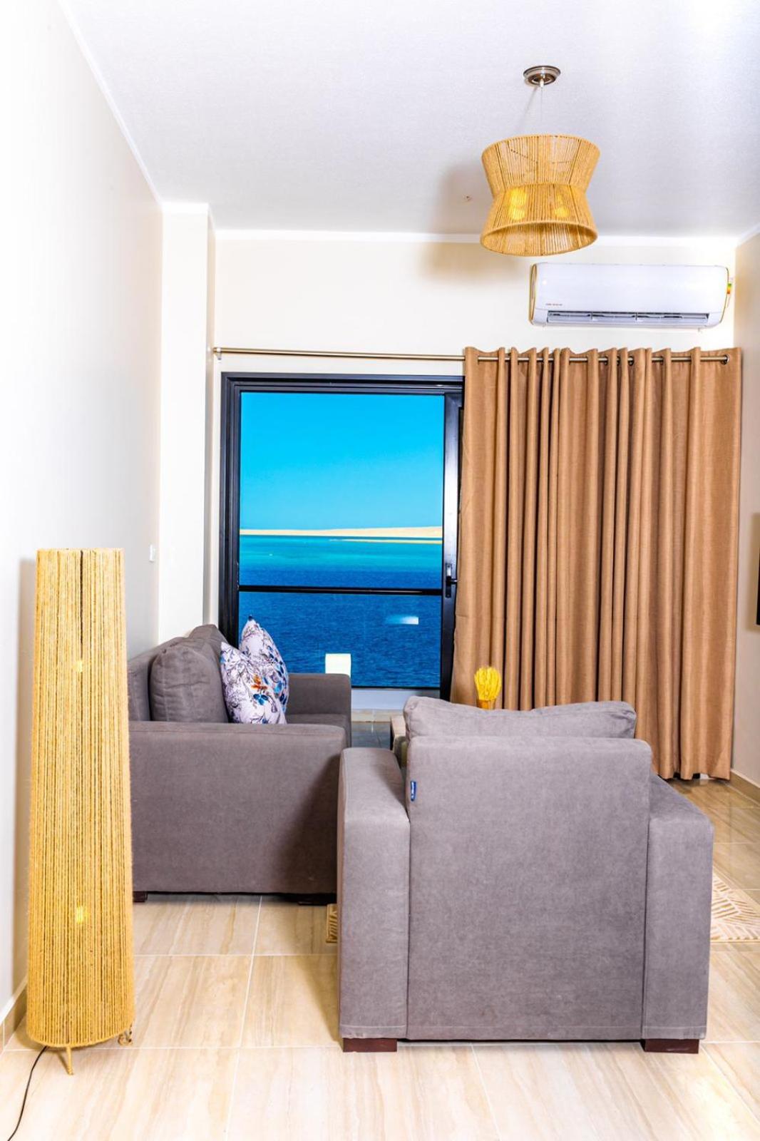 Felfela View