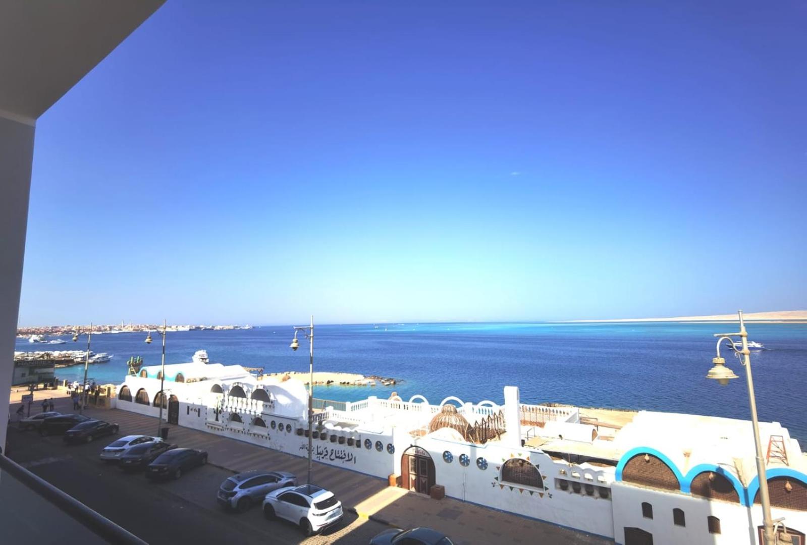 Felfela View