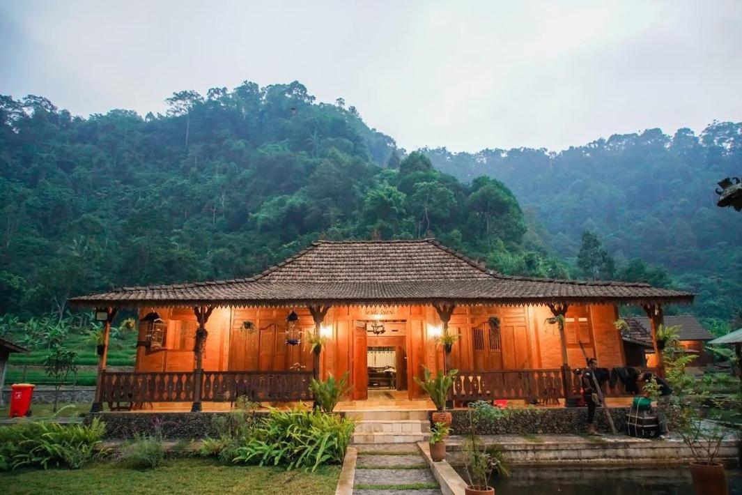Rumah Lembah Bogor view 3