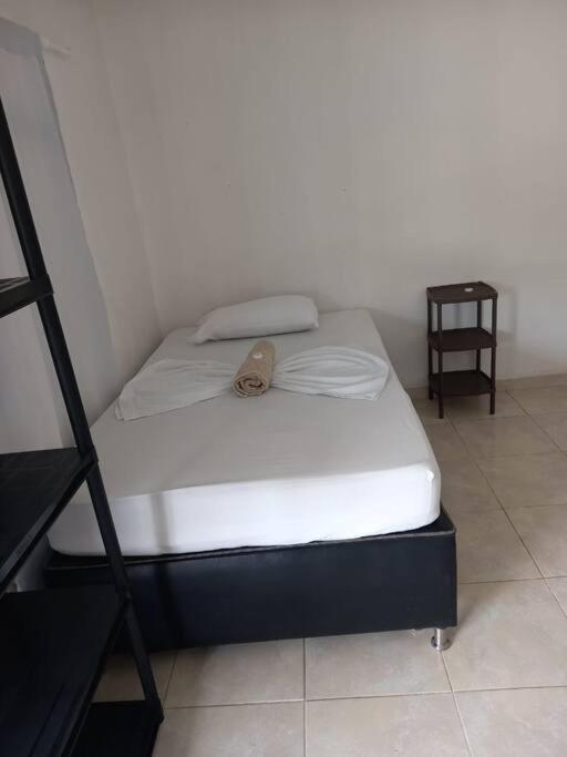 Piscina-jacuzzi-calma-comodidad-Villa Old Havana