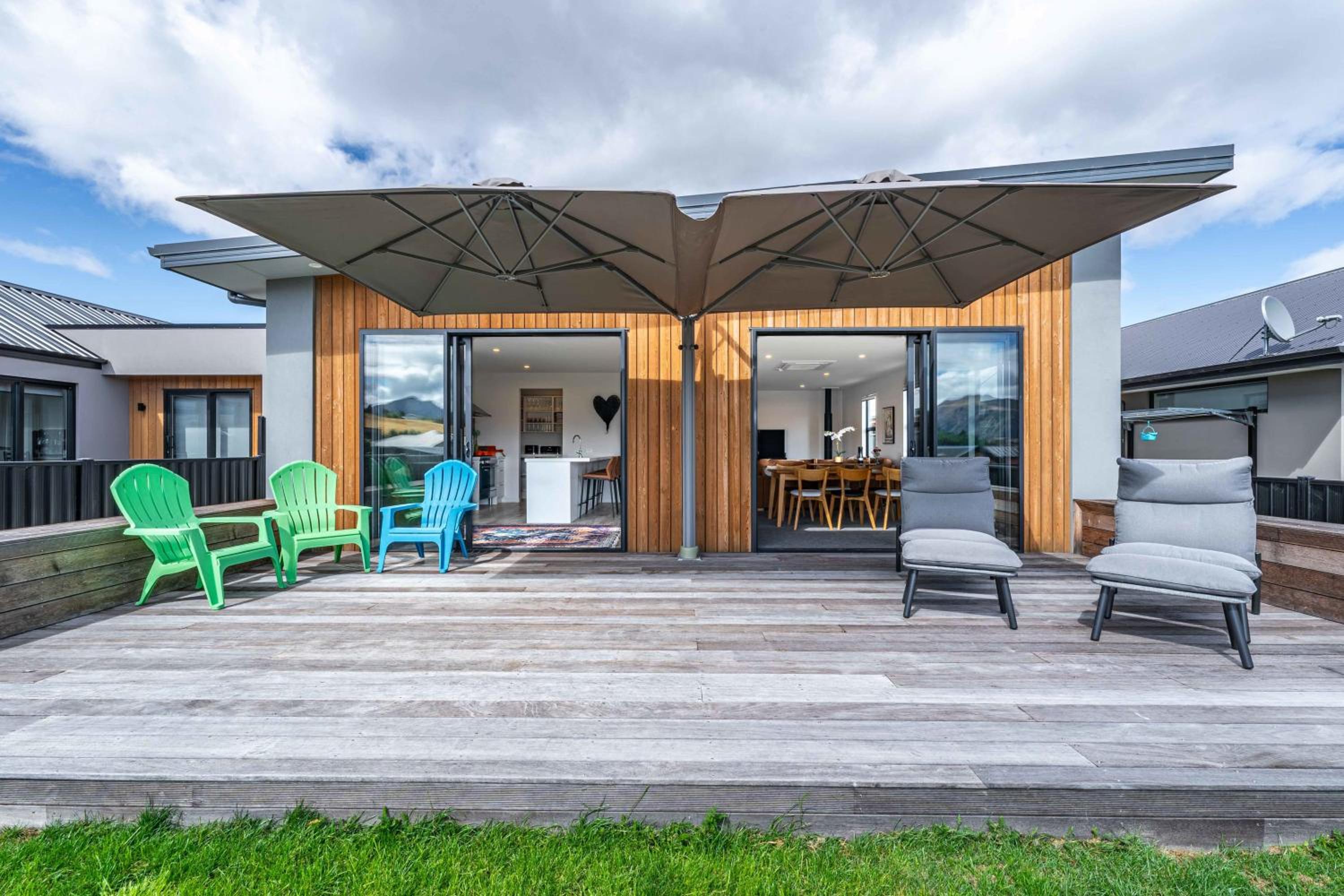 The Heights Vista Retreat