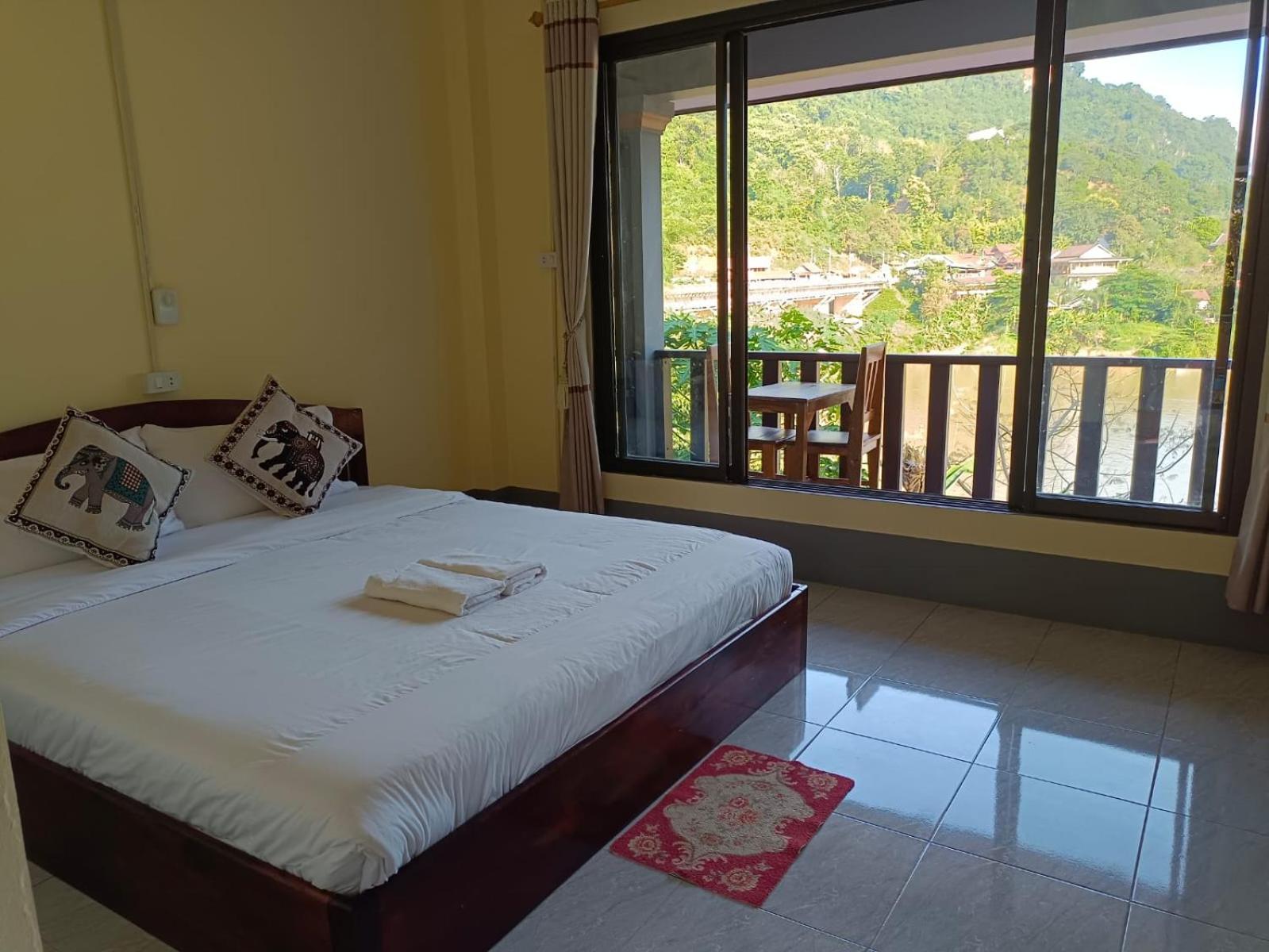 Khamphan Guesthouse
