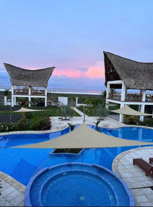 Jumeirah Beach House