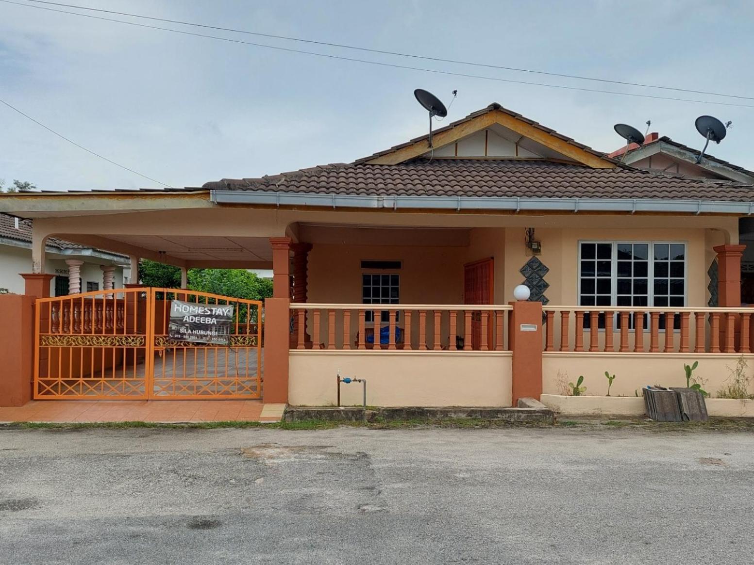 Adeeba Homestay