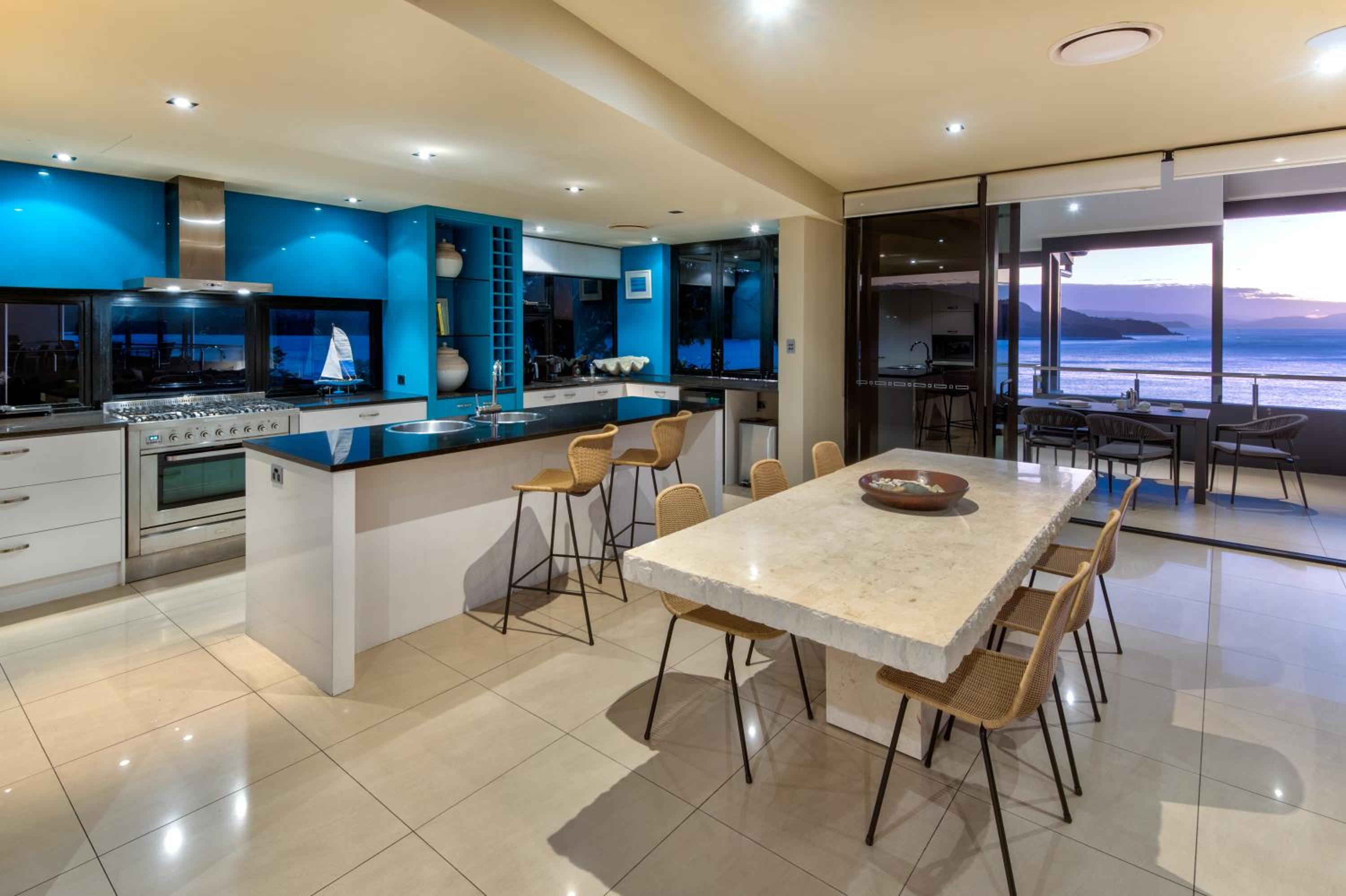 Edge Apartments on Hamilton Island by HIHA