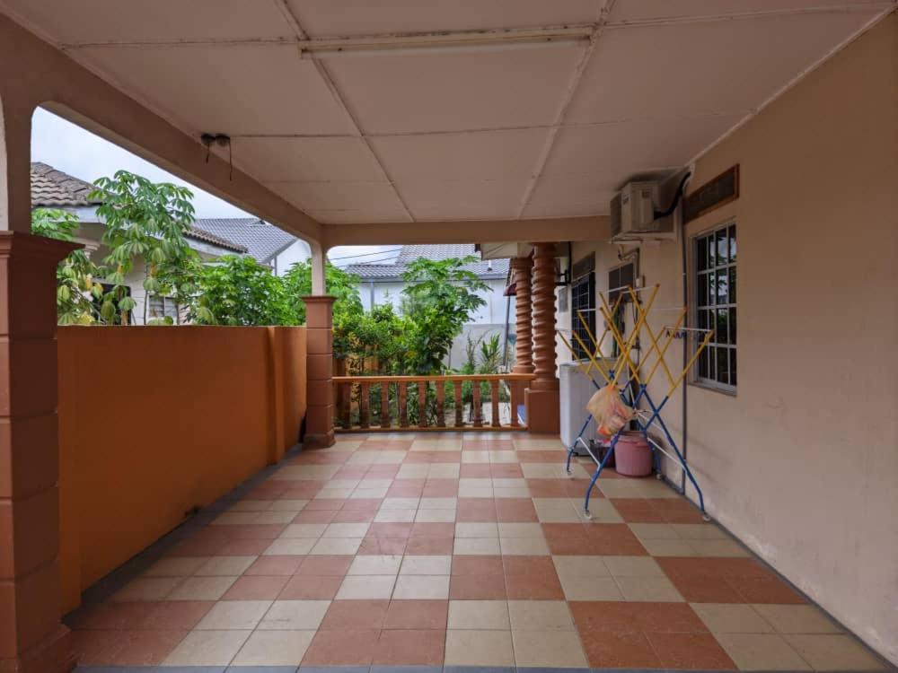 Adeeba Homestay